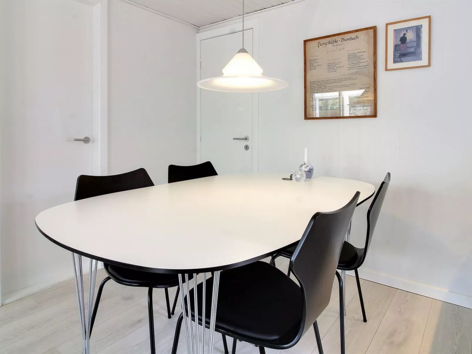 "Eliene" - 500m from the sea-Binnen
