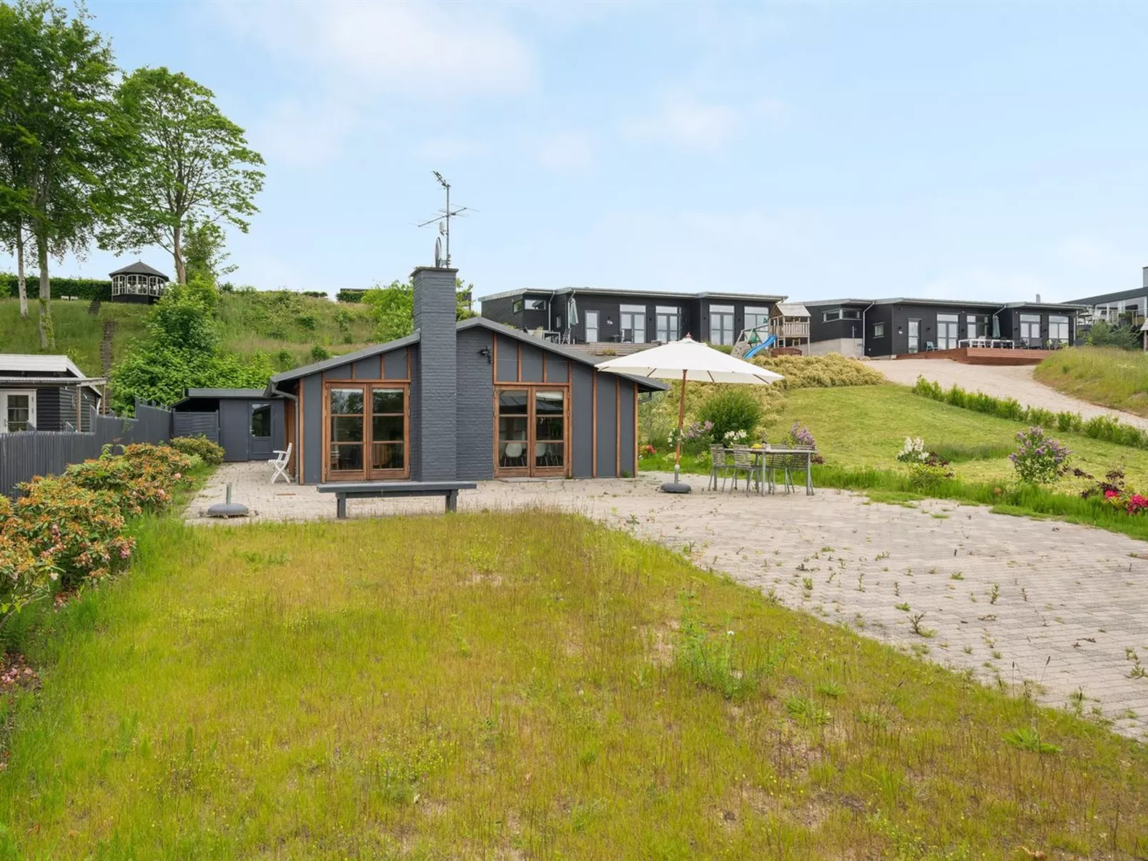 "Øthkil" - 93m from the sea-Buiten