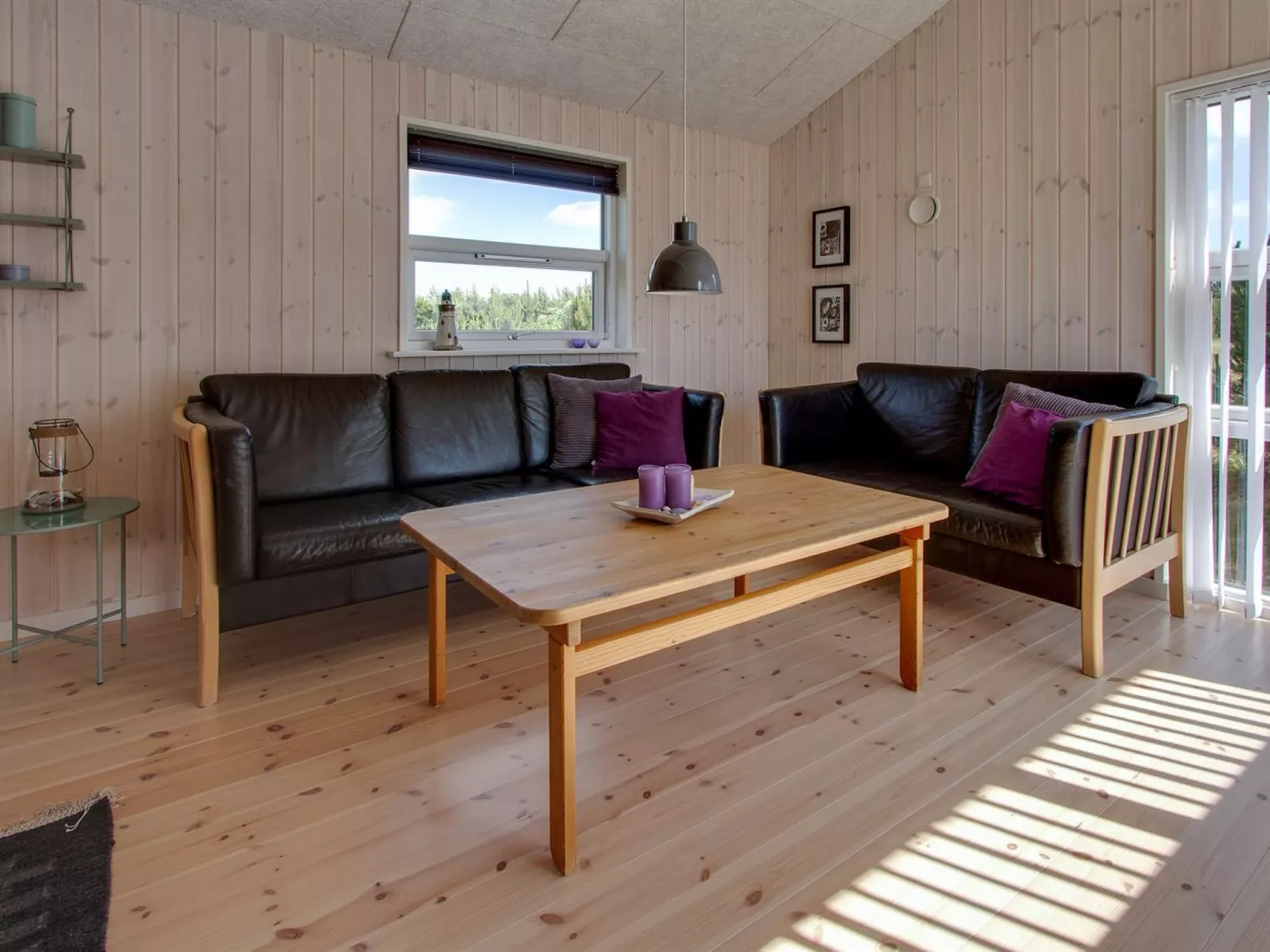 "Eilert" - 250m from the sea-Binnen