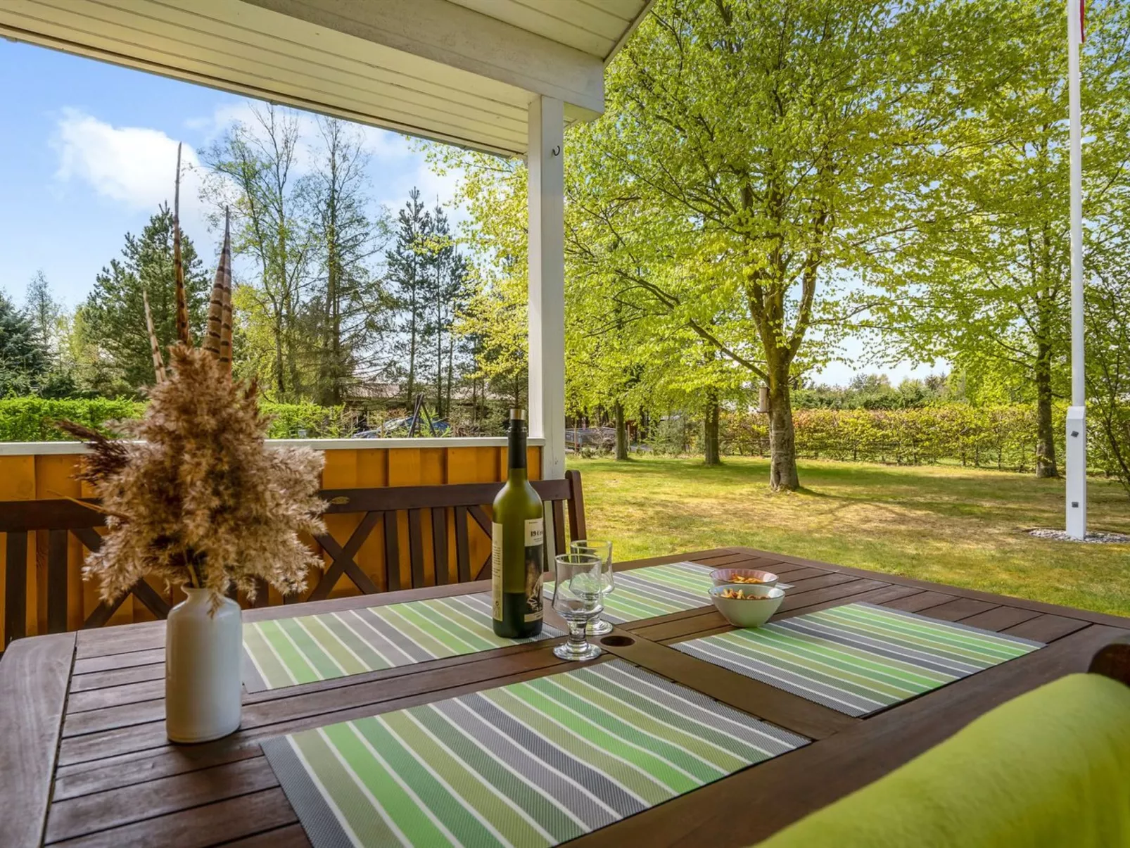 "Nico" - 1.1km from the sea-Buiten
