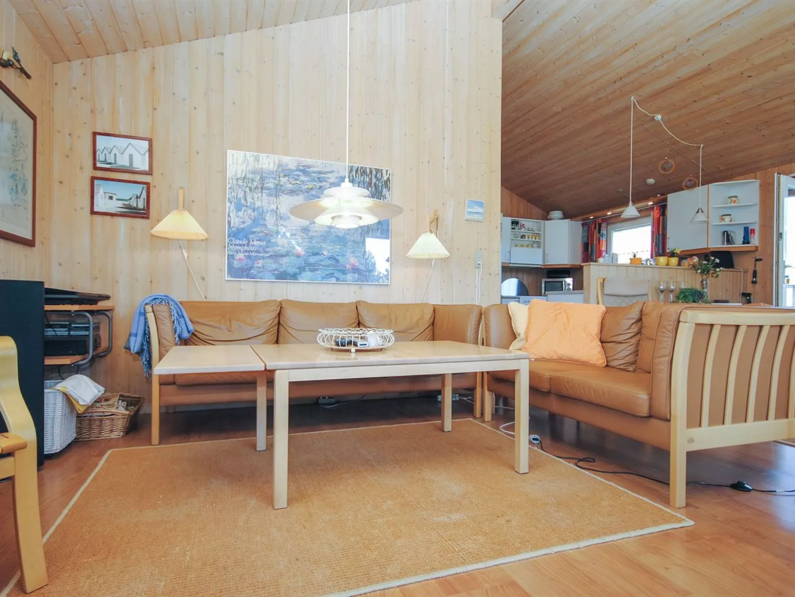"Antto" - 900m from the sea