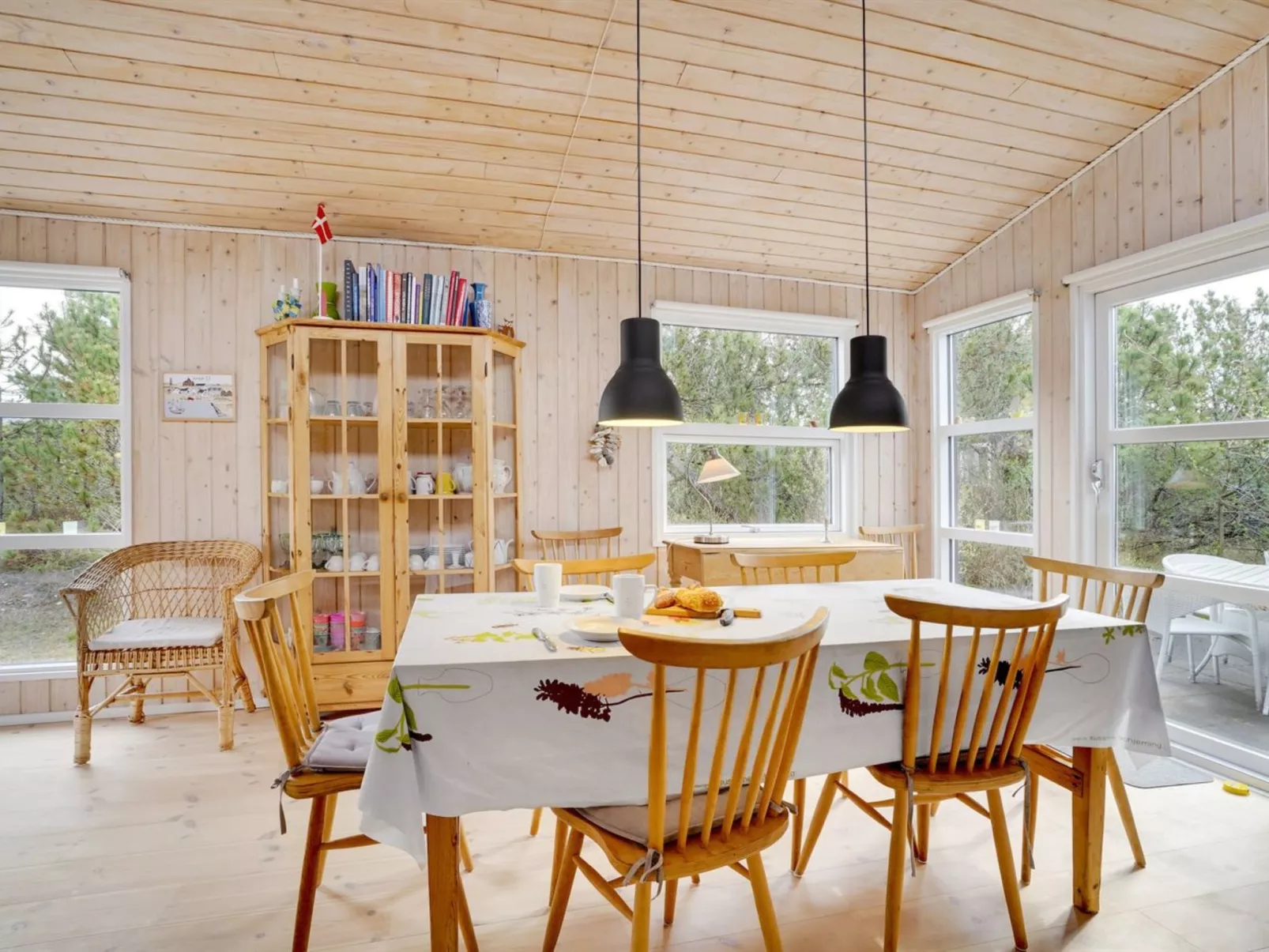 "Eroll" - 1.8km from the sea-Binnen