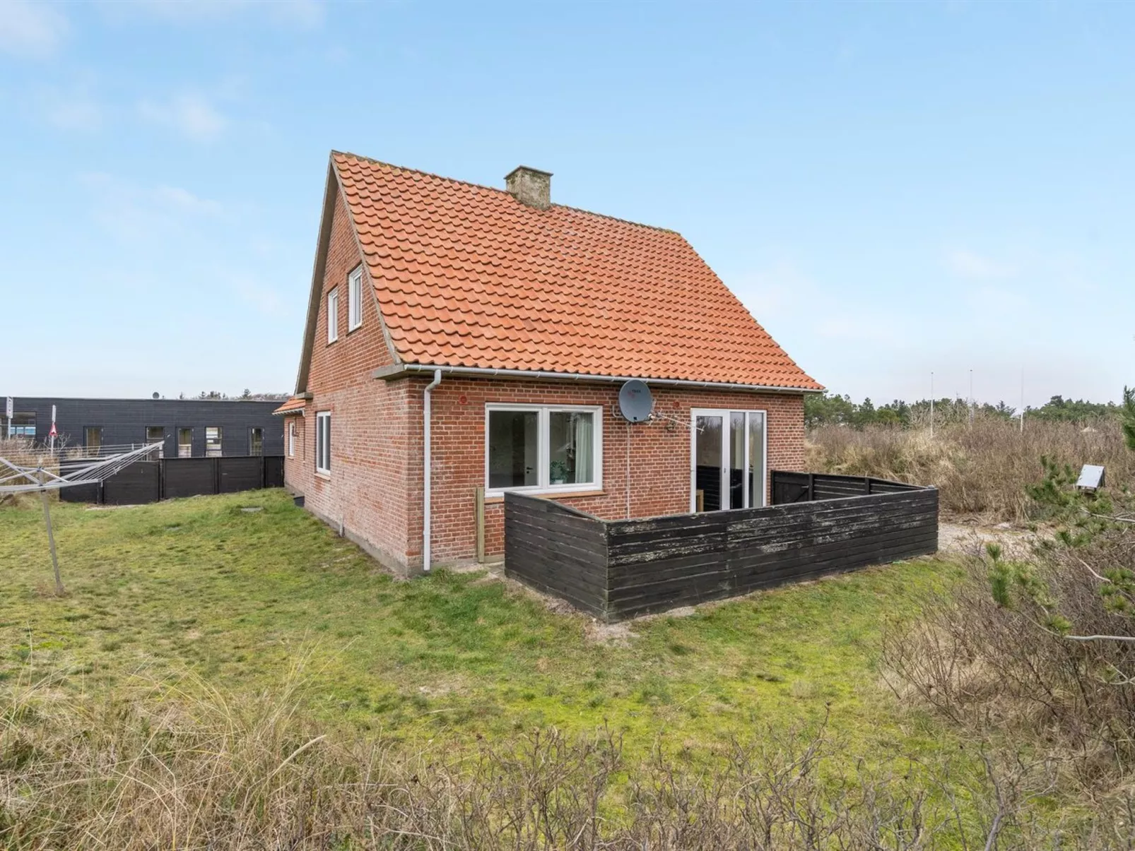 "Vappu" - 400m to the inlet-Buiten