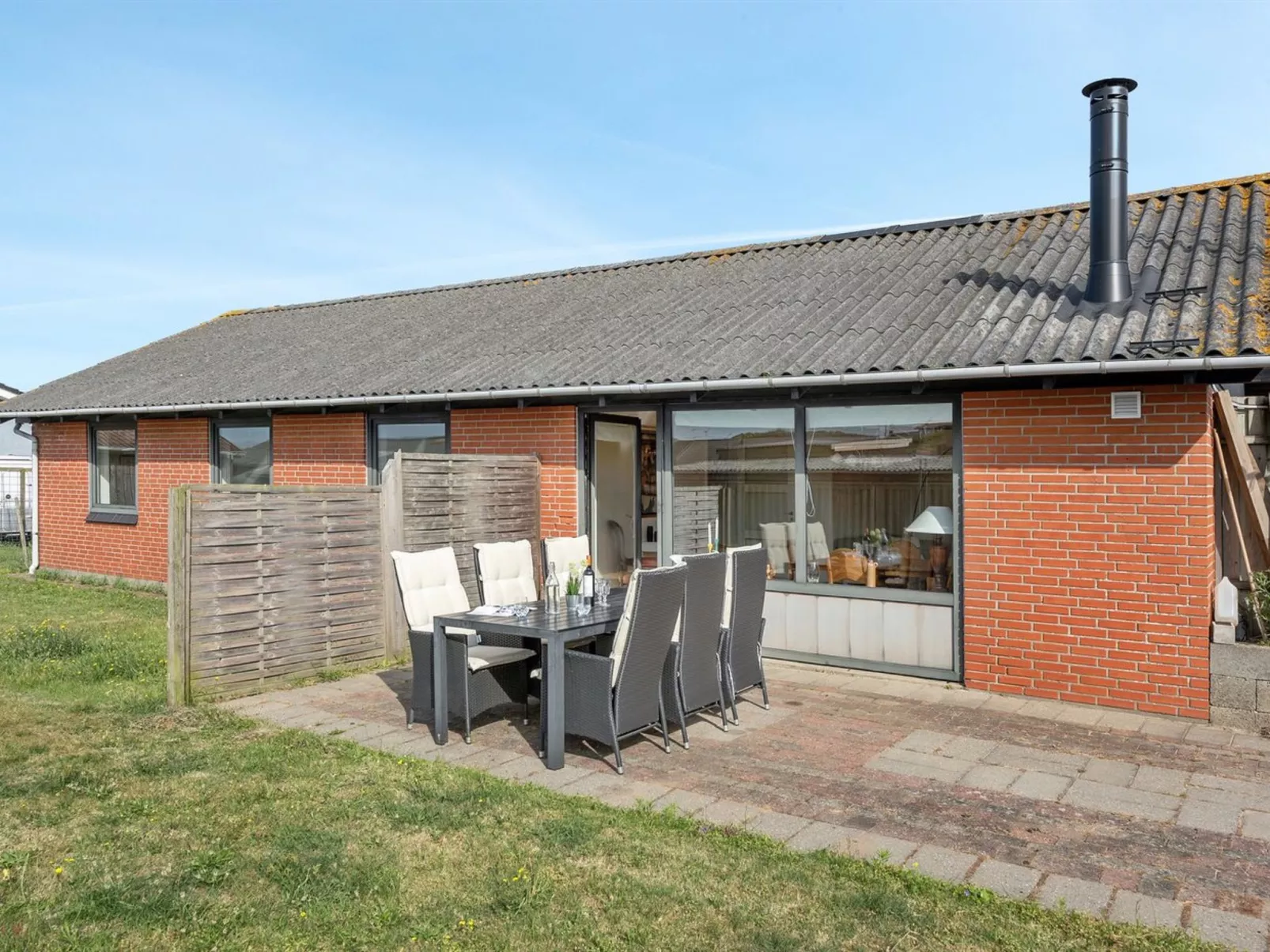 "Agne" - 400m from the sea-Buiten