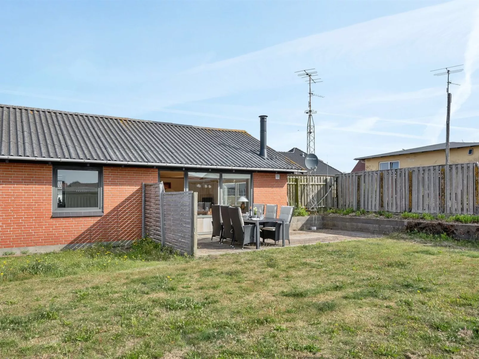 "Agne" - 400m from the sea-Buiten