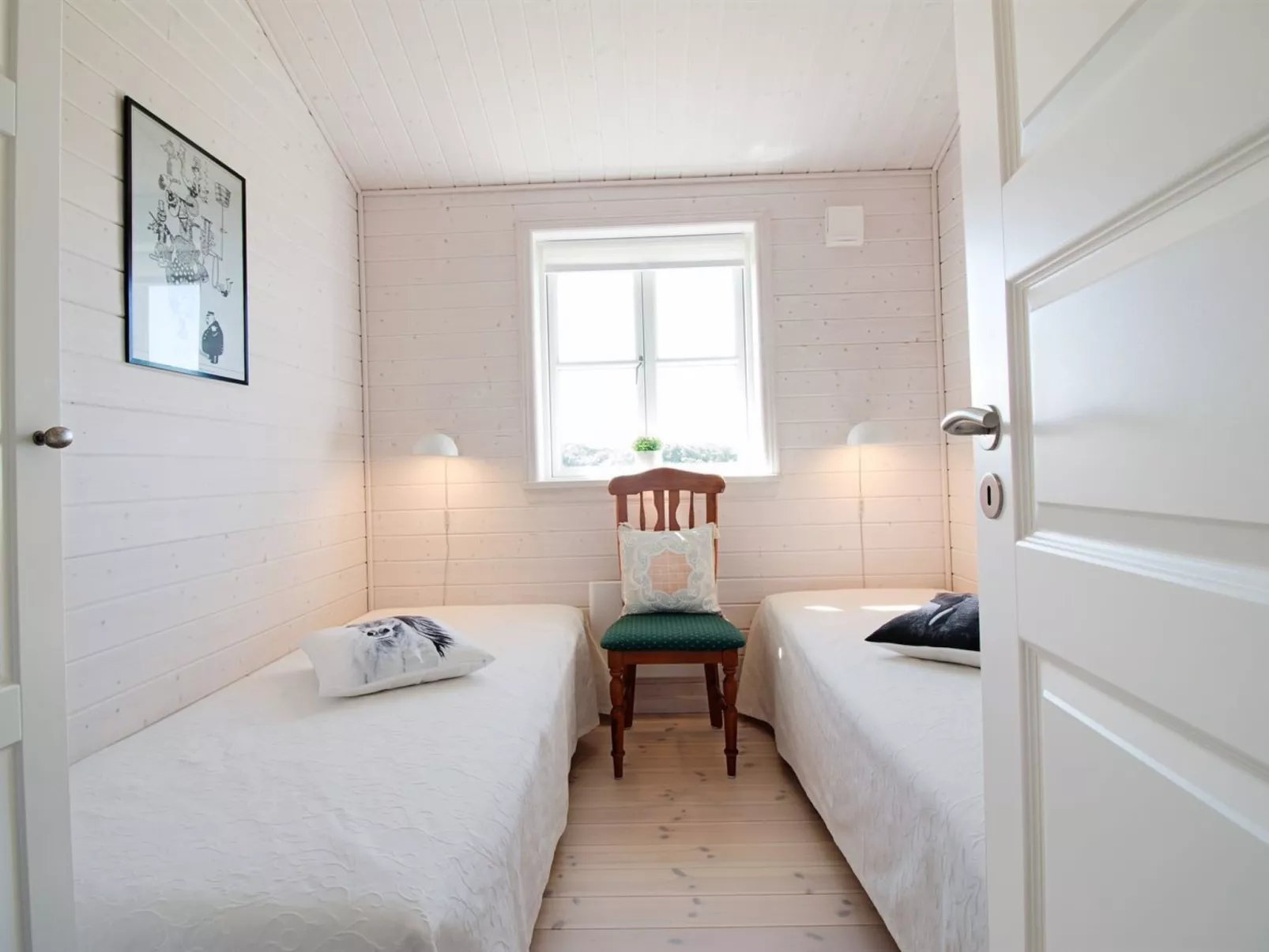 "Armgard" - 300m from the sea-Binnen