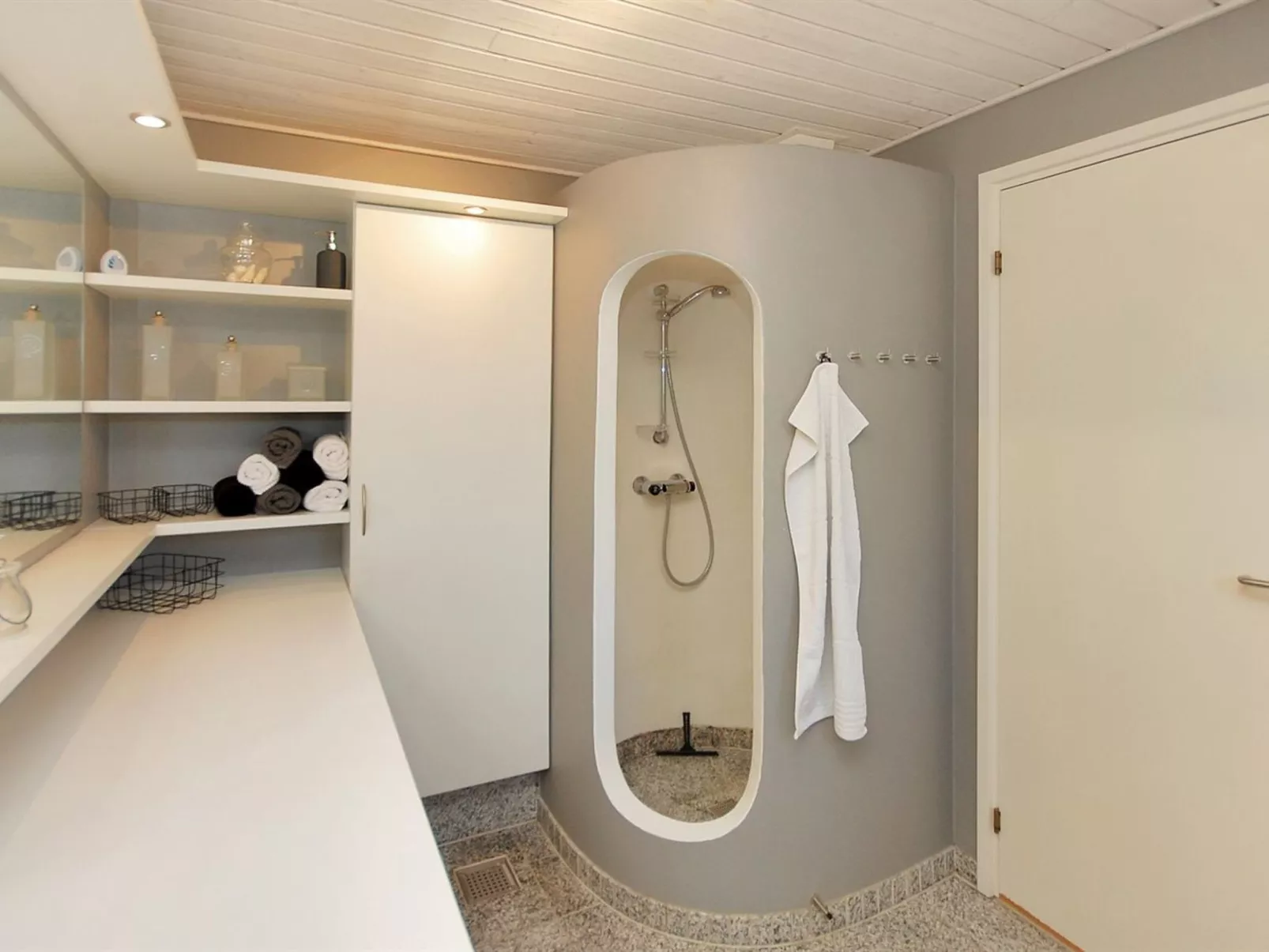 "Frethi" - 350m from the sea-Binnen