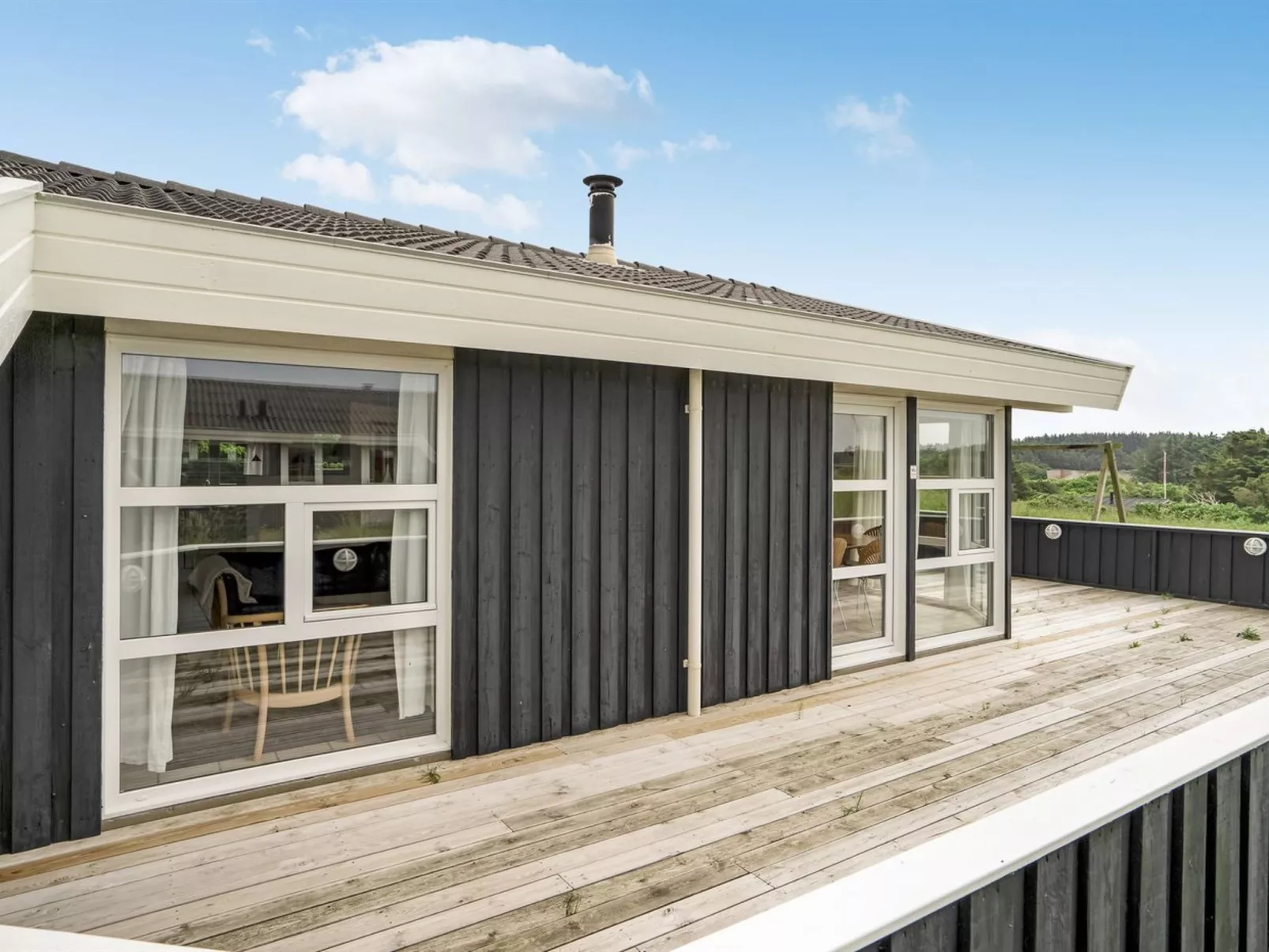 "Ellen" - 289m from the sea-Buiten