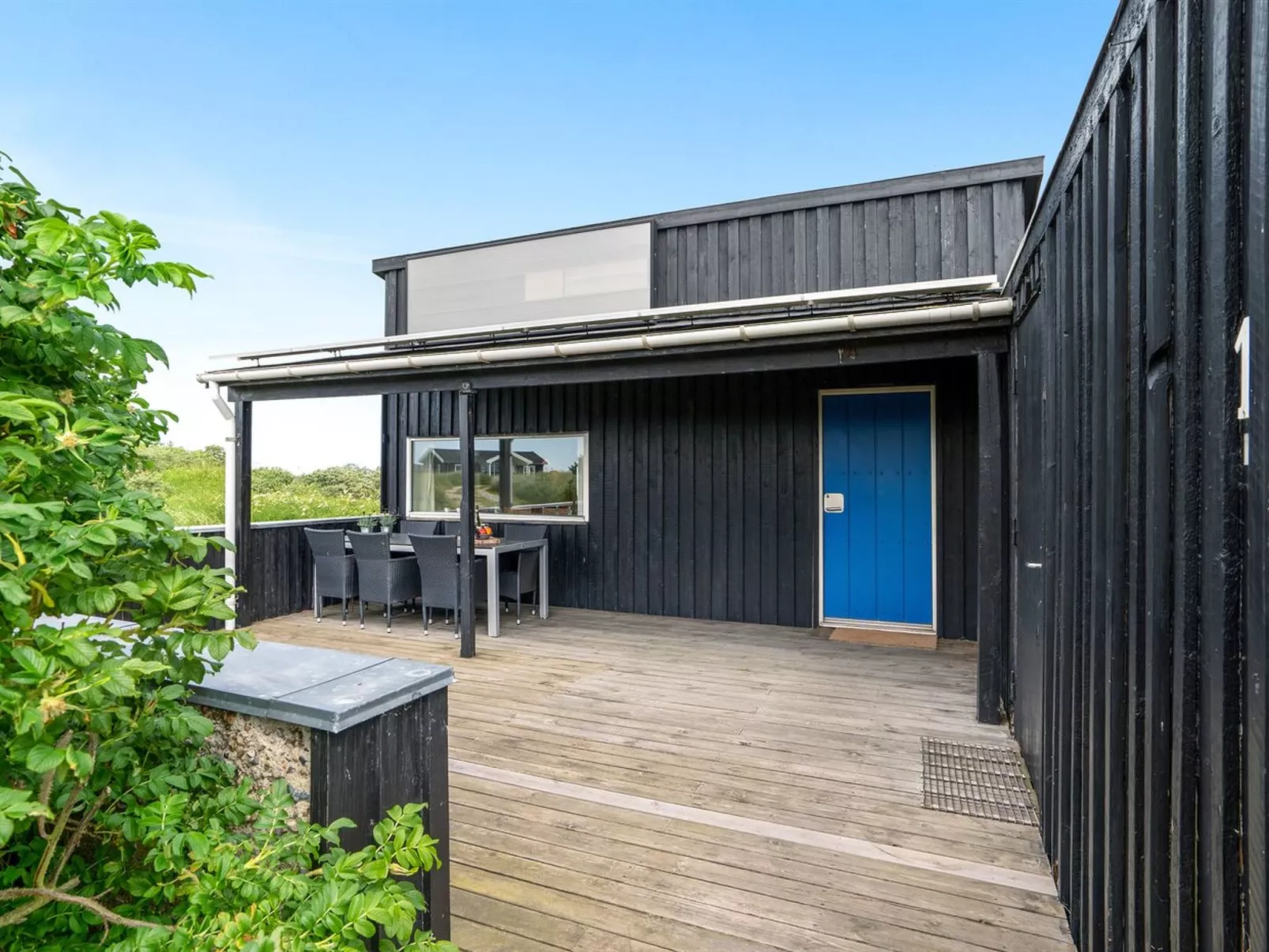 "Mirjami" - 95m from the sea-Buiten
