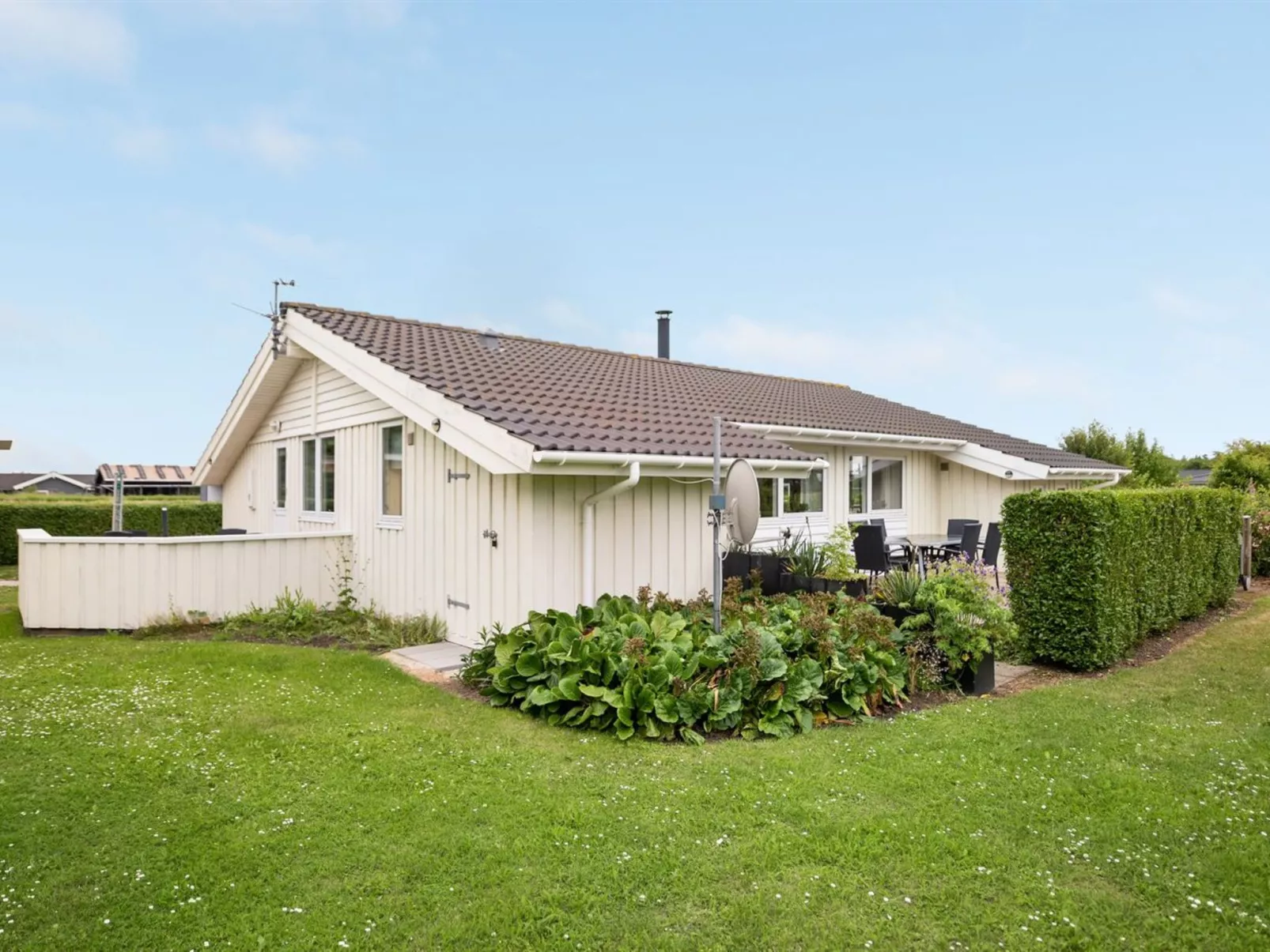 "Tjakko" - 700m from the sea-Buiten