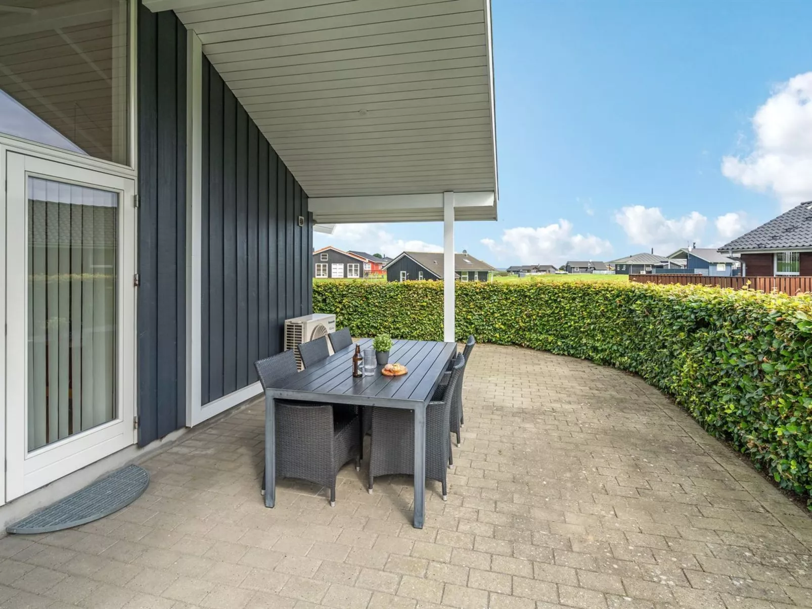 "Deline" - 250m from the sea-Buiten