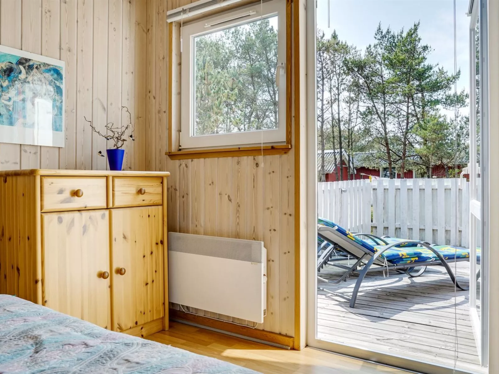 "Solrun" - 1.1km from the sea-Binnen