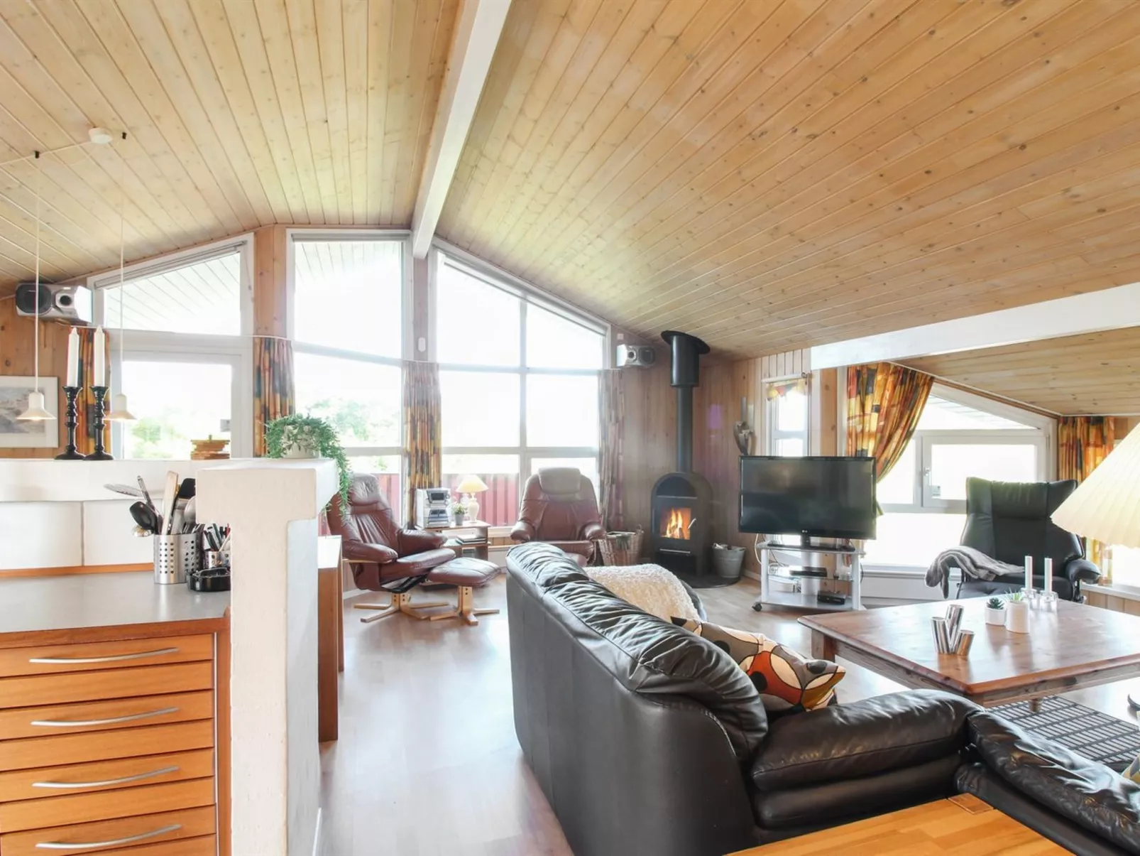 "Diderik" - 300m from the sea-Binnen