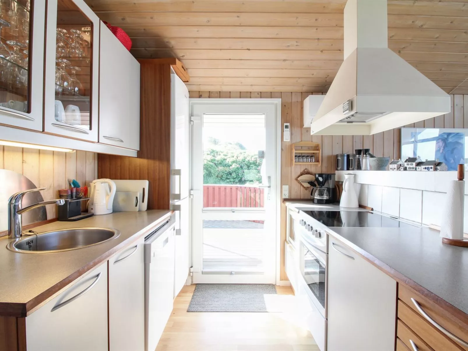 "Diderik" - 300m from the sea-Binnen
