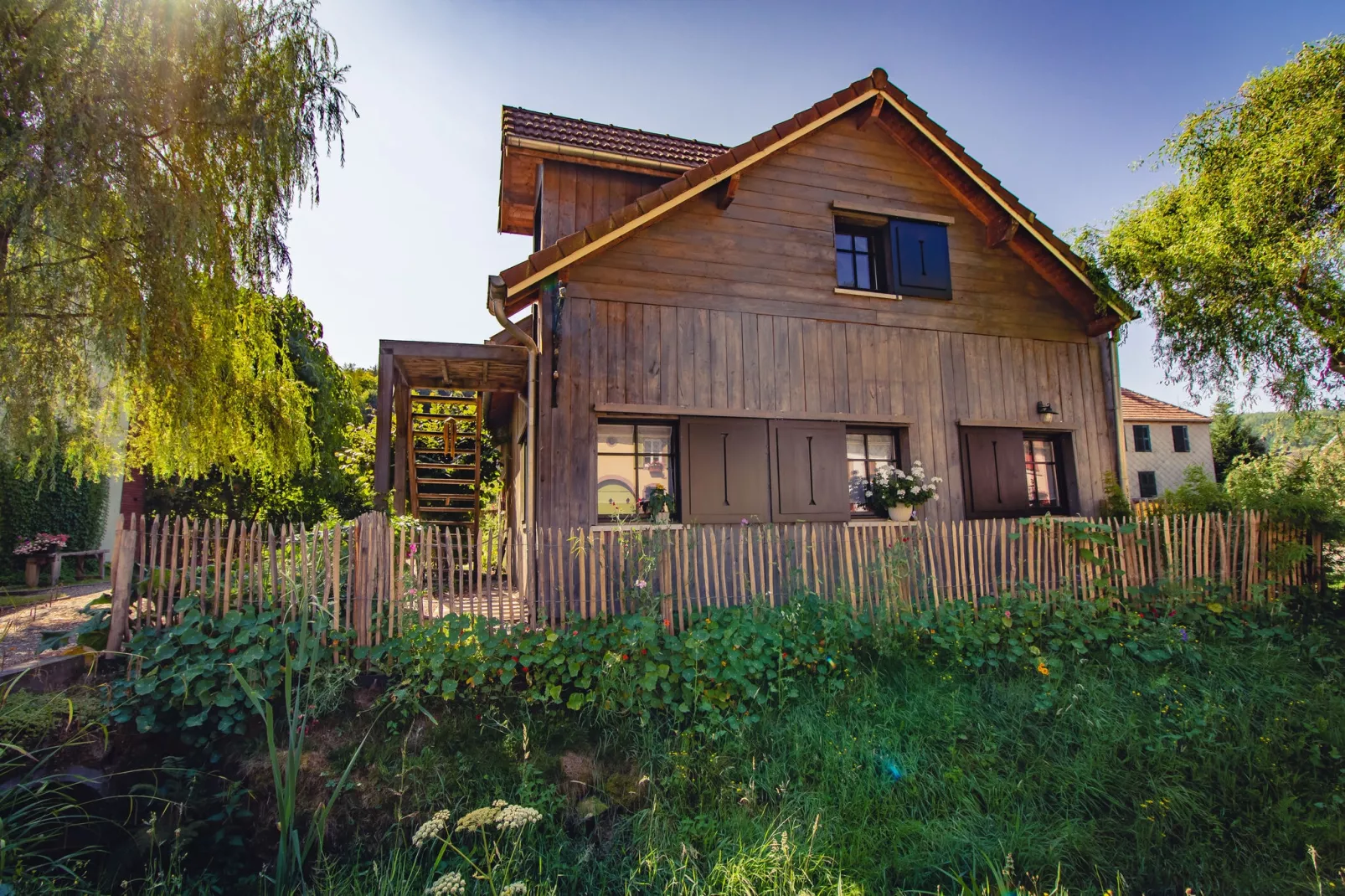 Gîte du Crâ-Buitenkant zomer