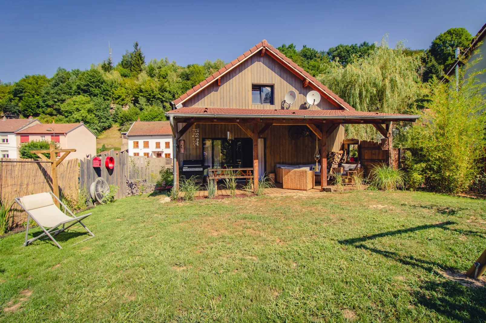 Gîte du Crâ-Buitenkant zomer