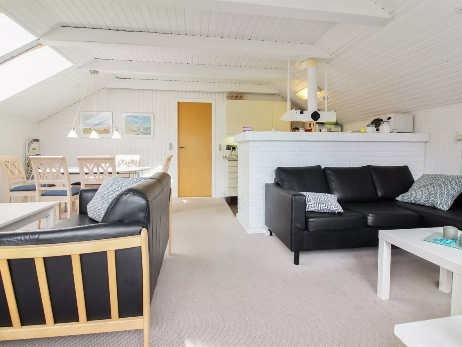 "Halli" - 700m from the sea-Binnen