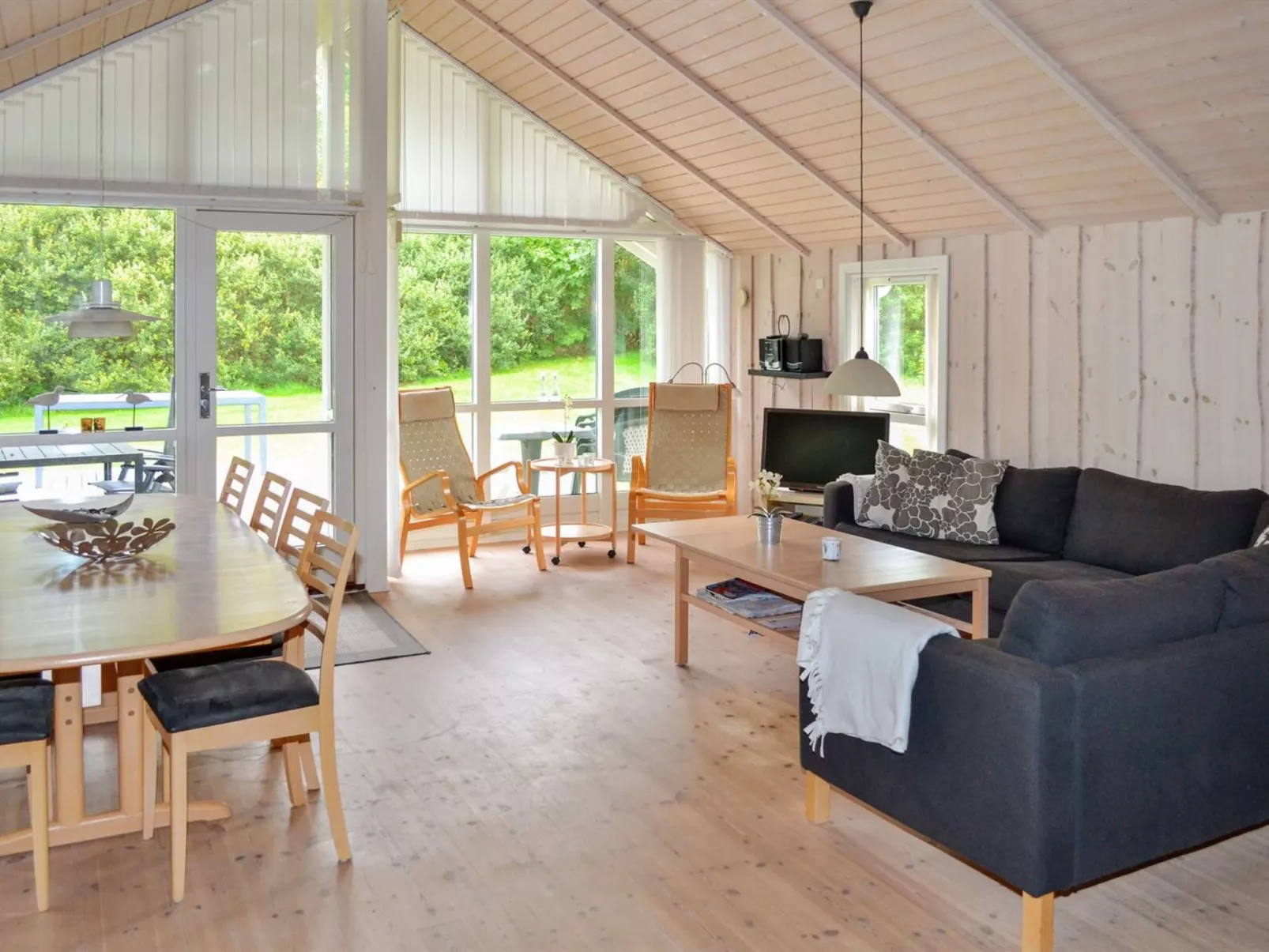 "Åsta" - 1.7km from the sea-Binnen
