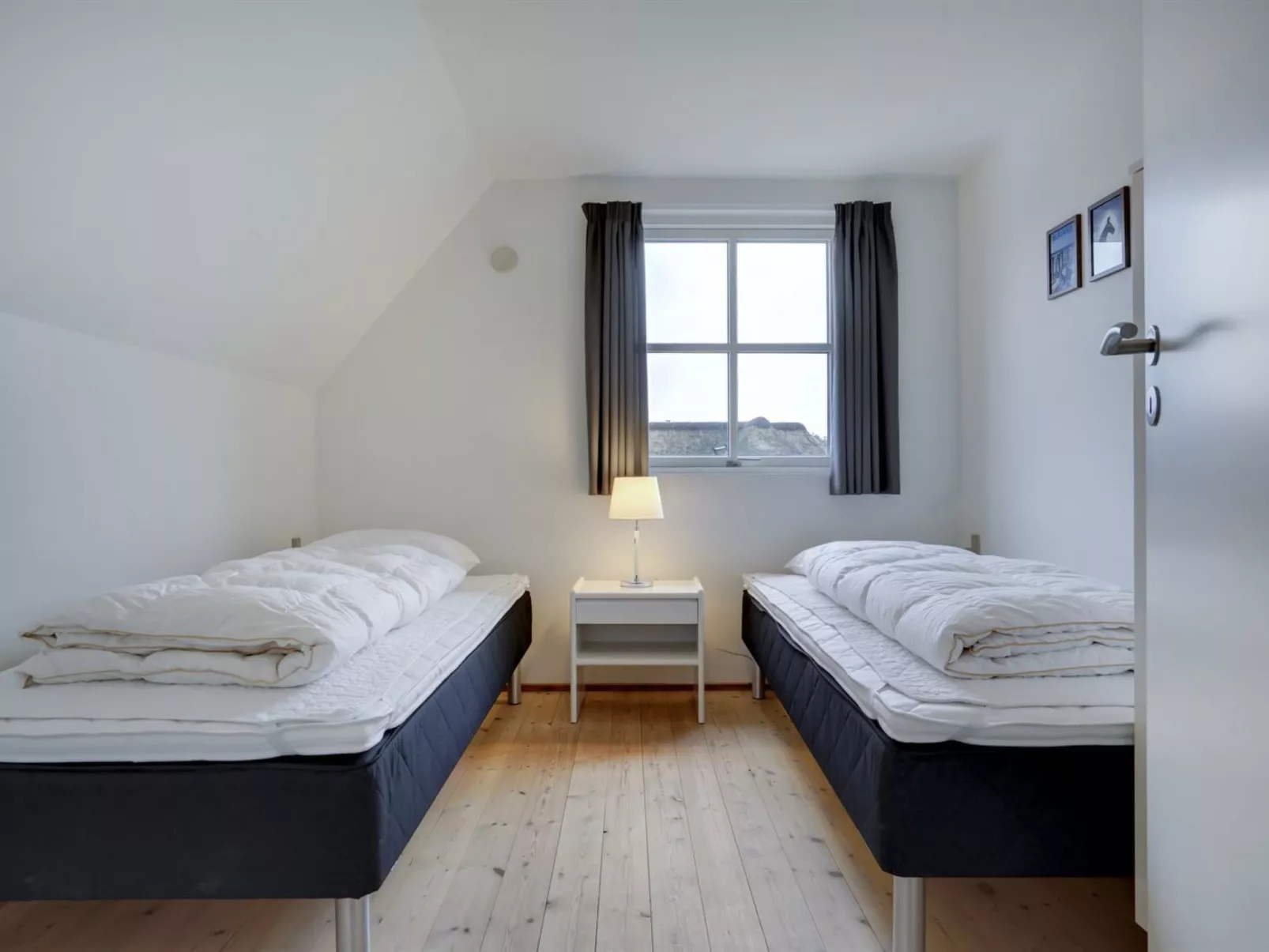 "Ege" - 200m from the sea-Binnen