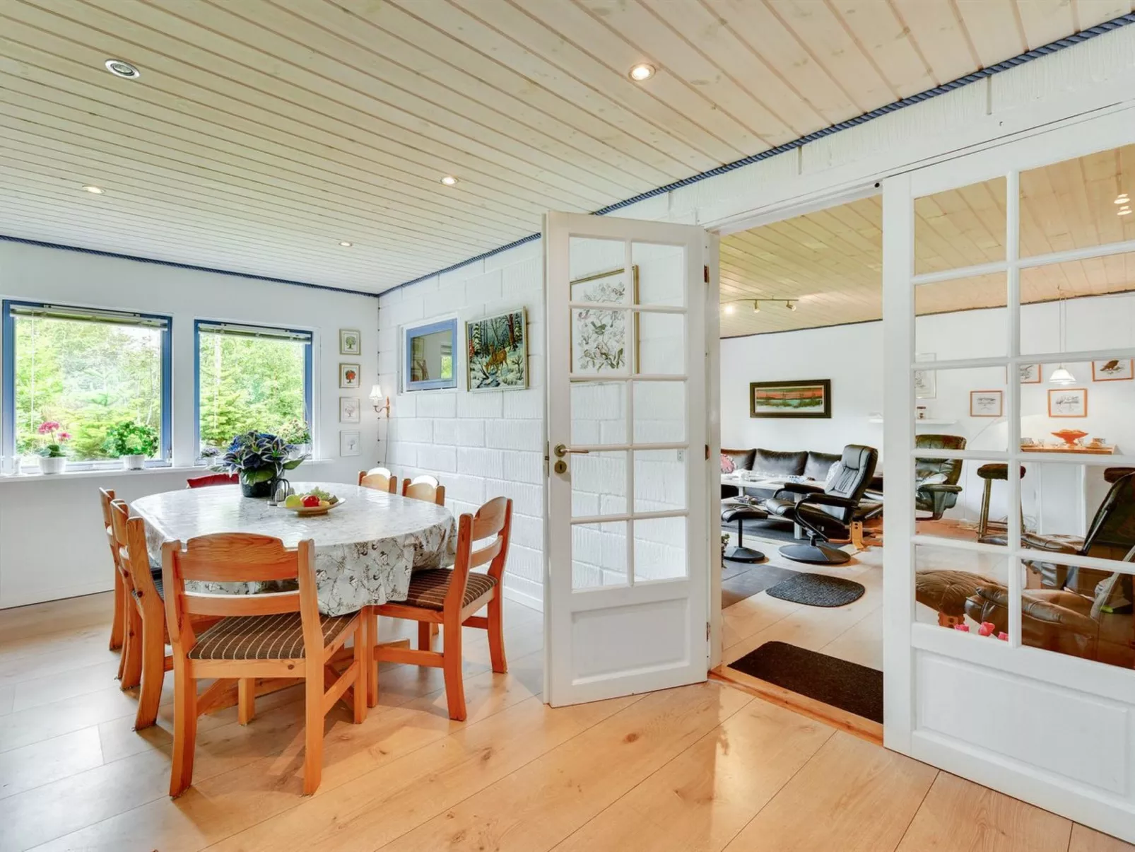 "Marillia" - 2km from the sea-Binnen