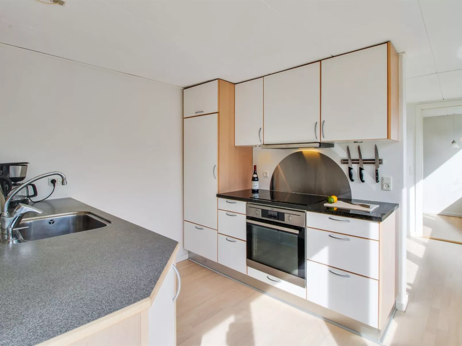 "Otso" - 200m from the sea-Binnen