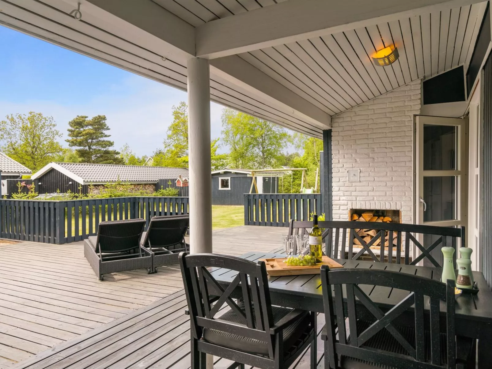"Clarabelle" - 700m from the sea-Buiten