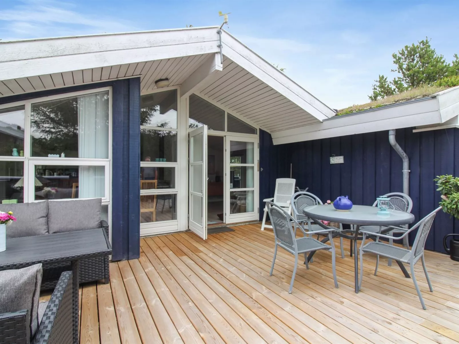 "Thanee" - 1.7km from the sea-Buiten