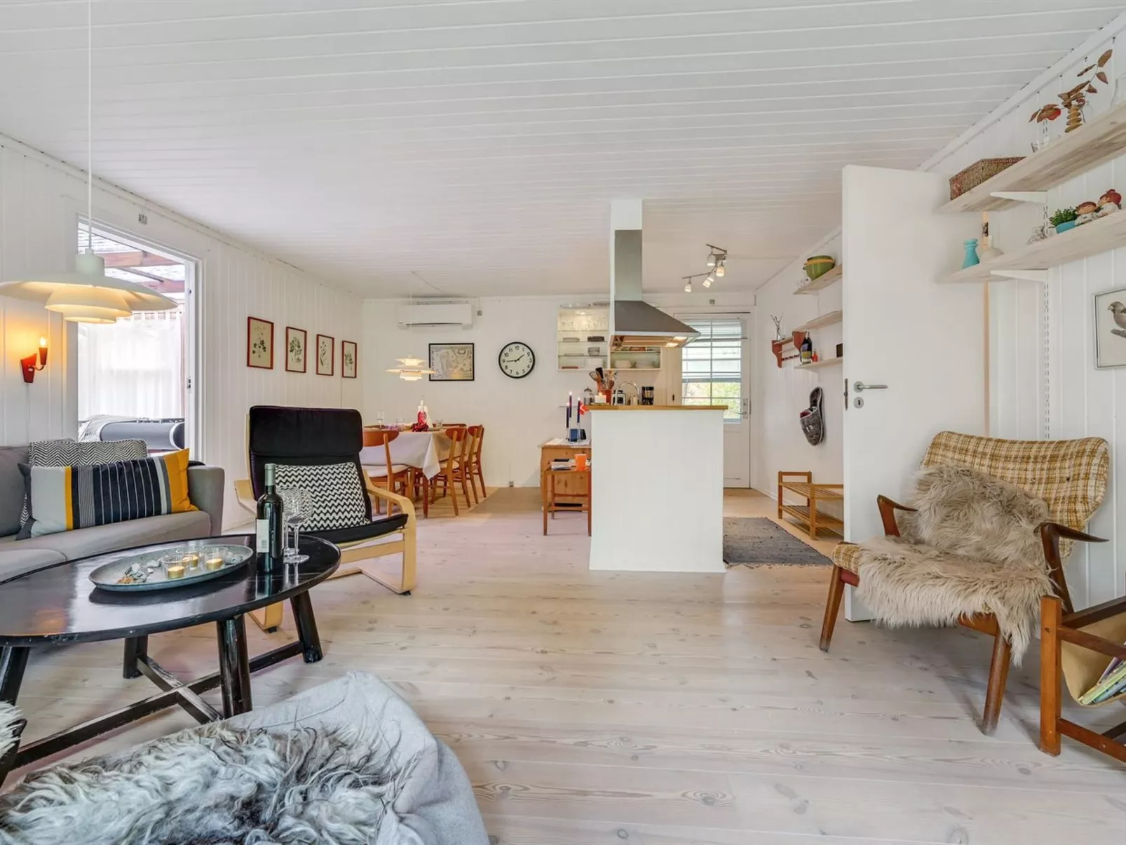 "Hamund" - 700m from the sea-Binnen