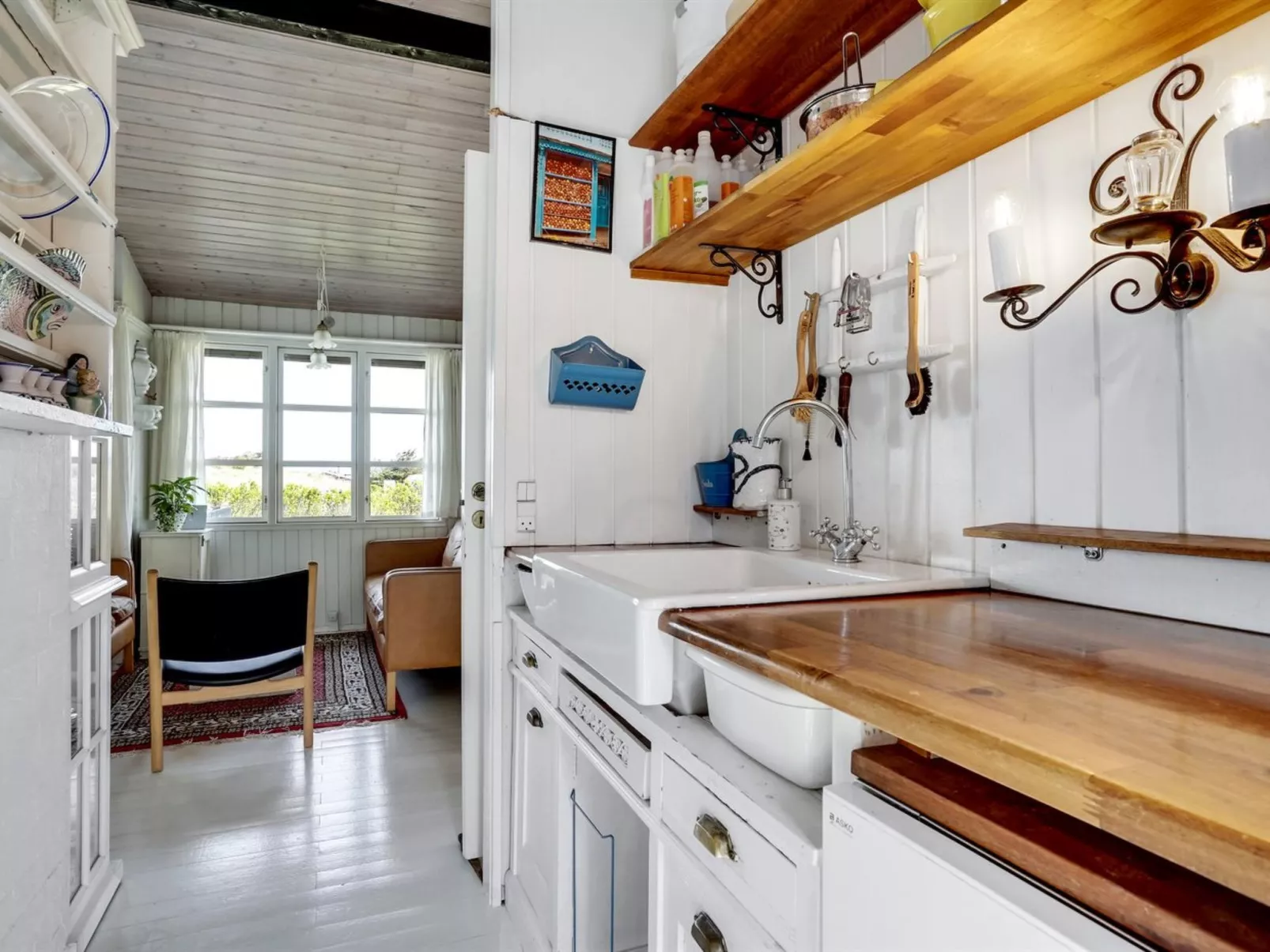 "Katri" - 400m from the sea-Binnen