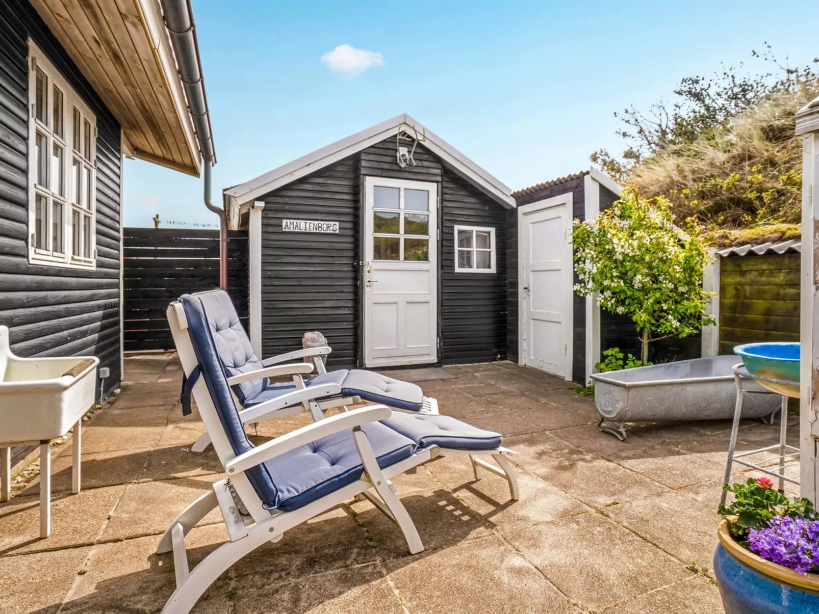 "Katri" - 400m from the sea-Buiten