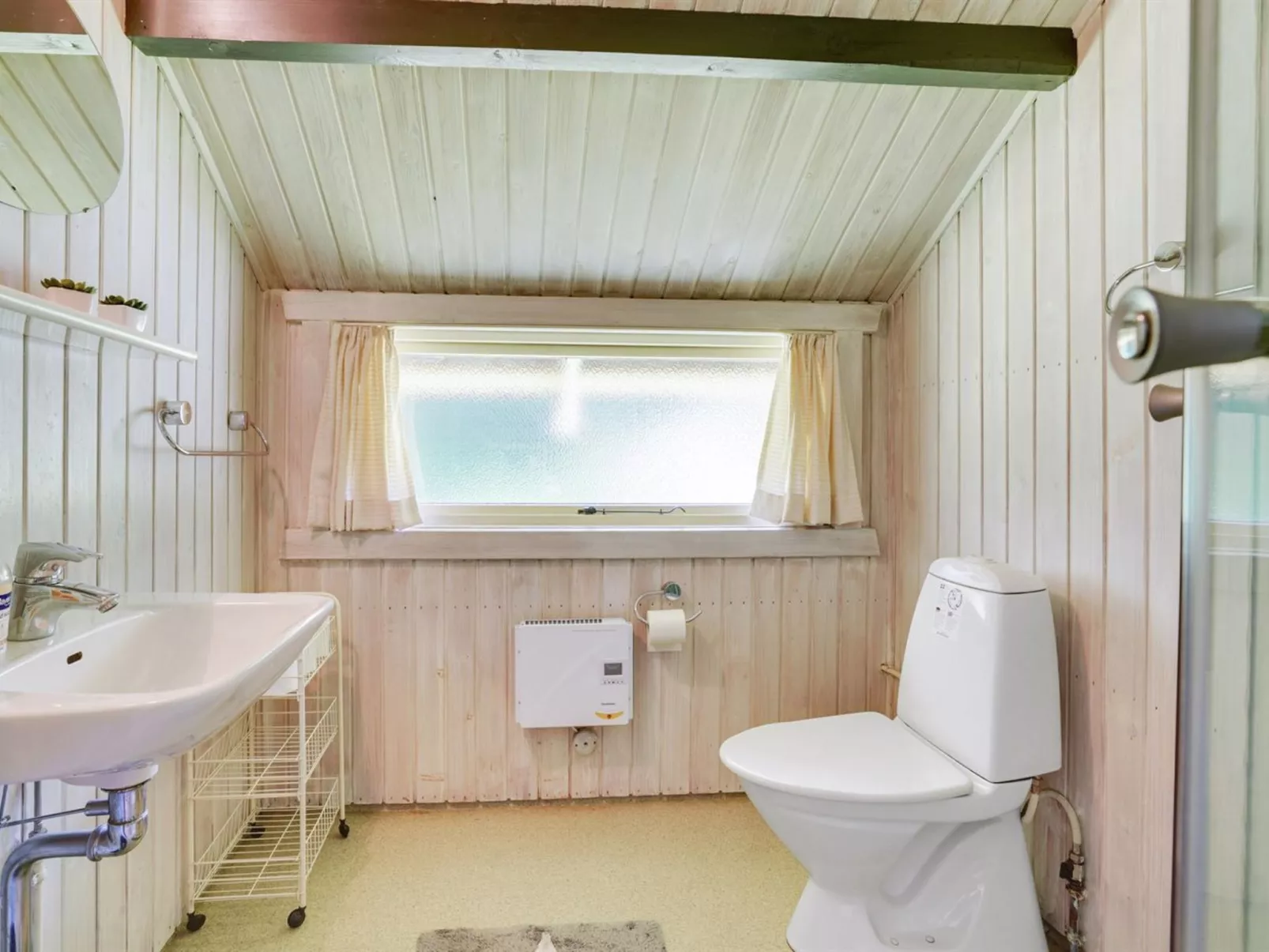 "Rentje" - 31km from the sea-Binnen