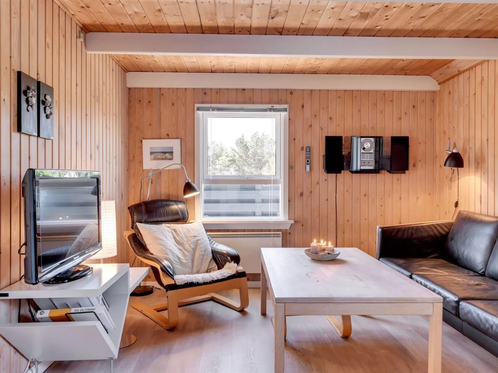 "Bente" - 800m from the sea