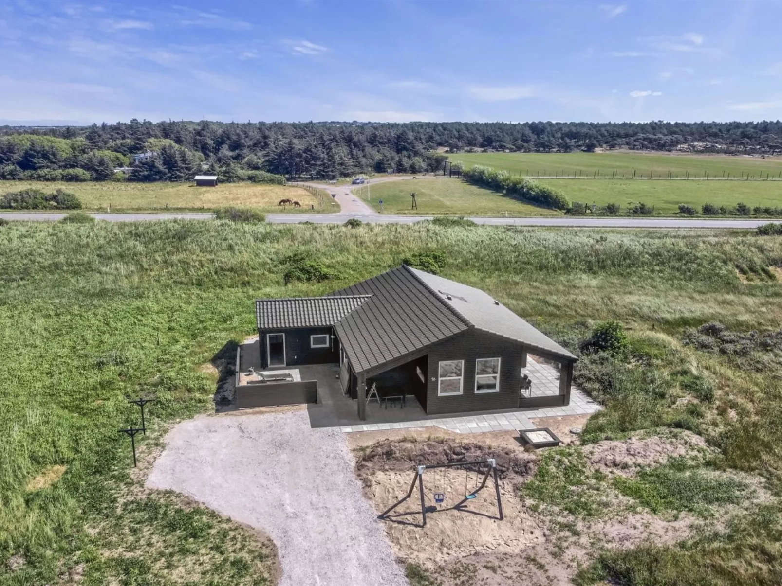 "Grith" - 1km from the sea-Buiten