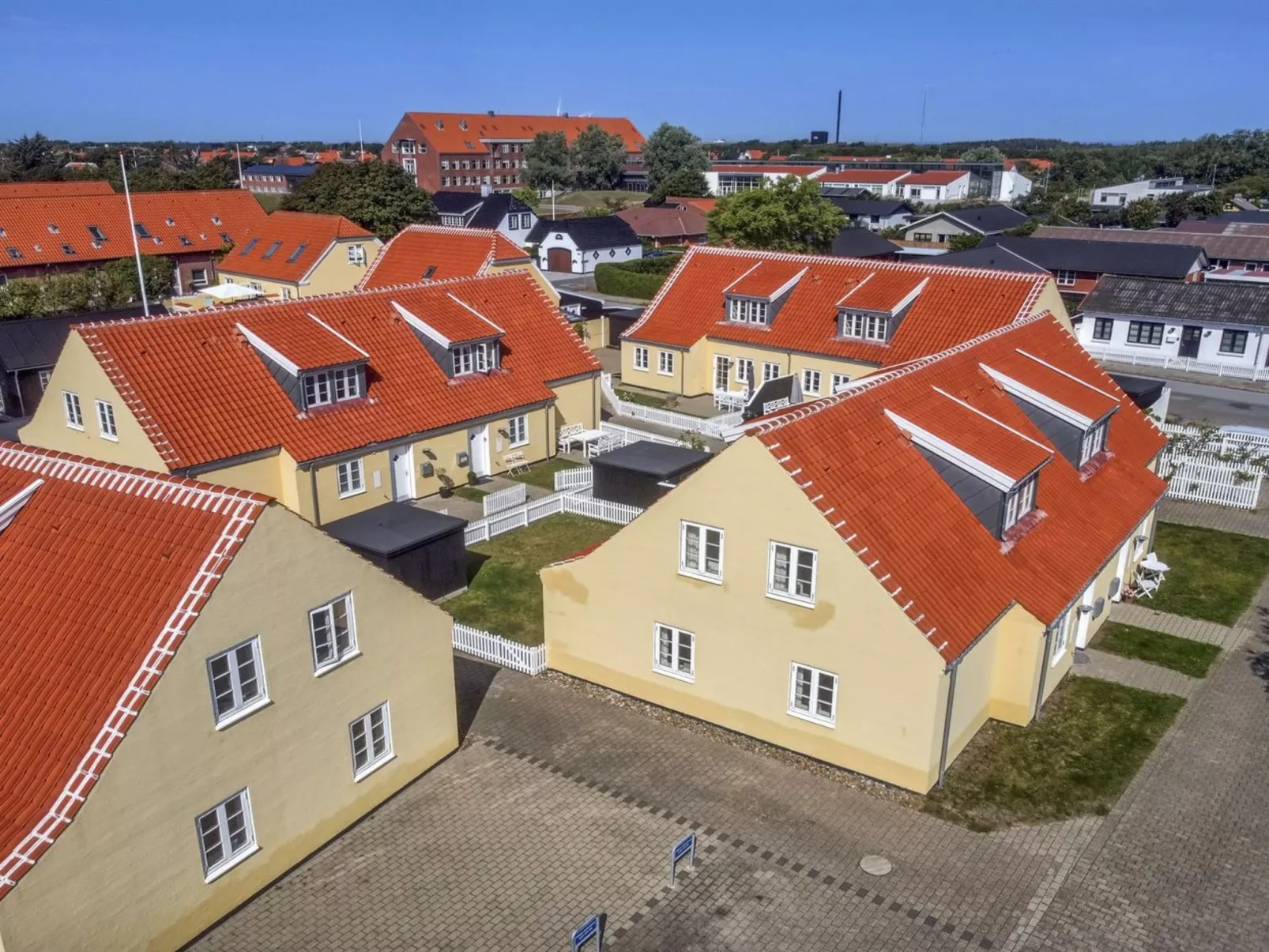 "Karl" - 1.1km from the sea-Buiten