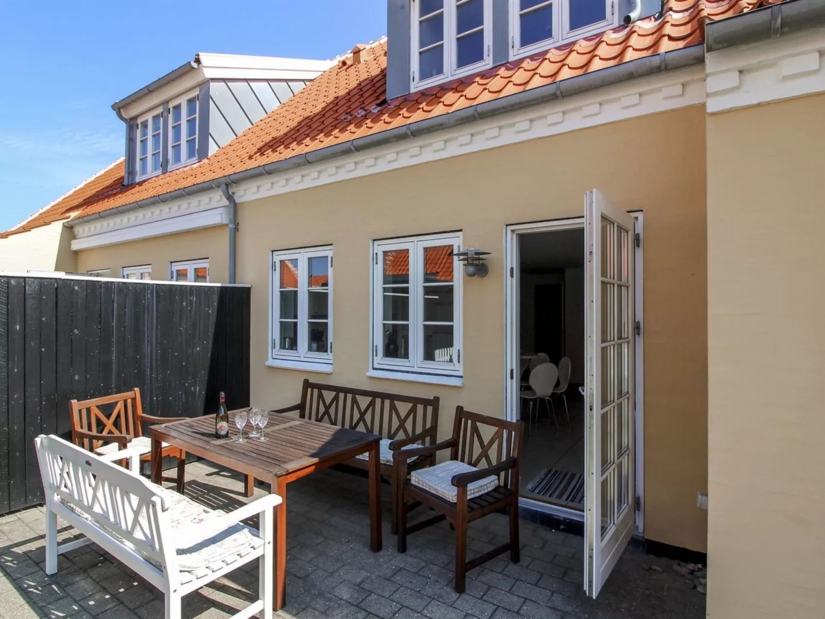"Karl" - 1.1km from the sea-Buiten