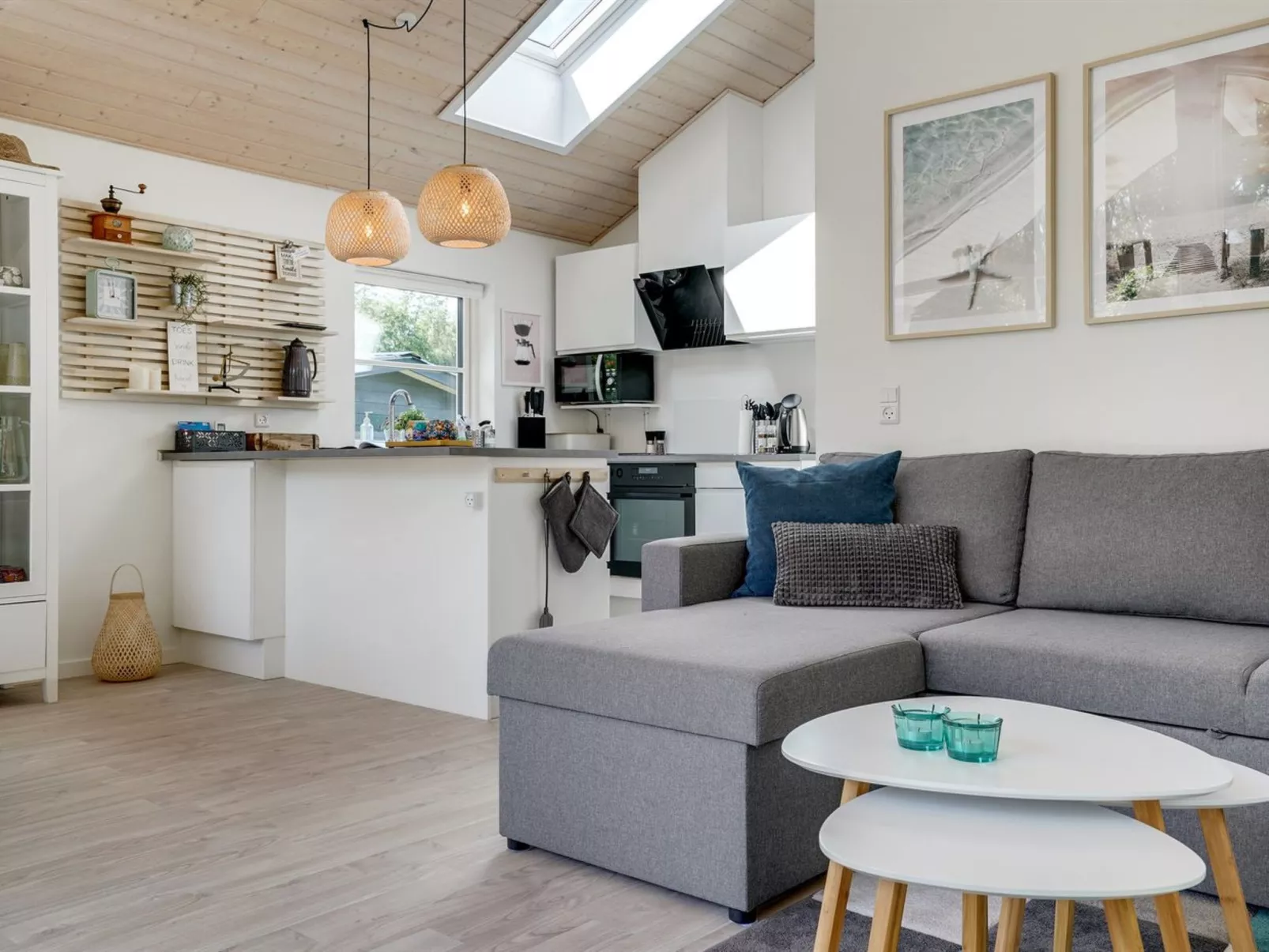 "Jelke" - 50m from the sea-Binnen