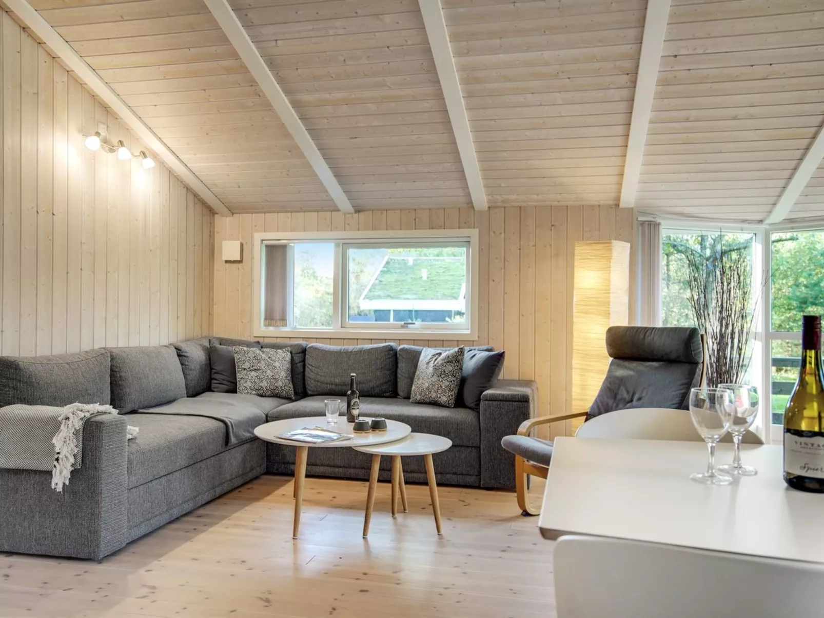 "Barnet" - 2.2km from the sea-Binnen