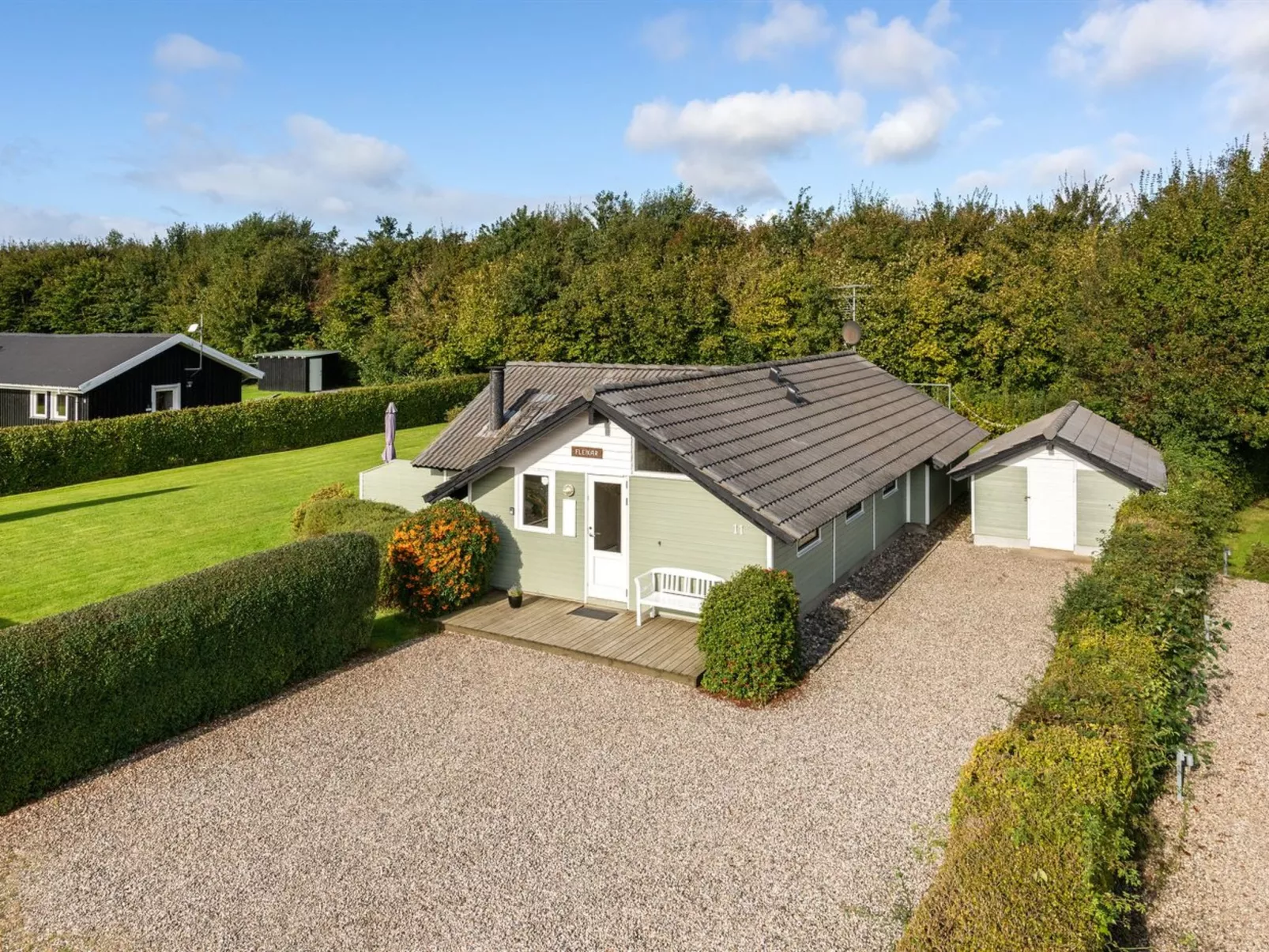 "Joona" - 600m from the sea-Buiten