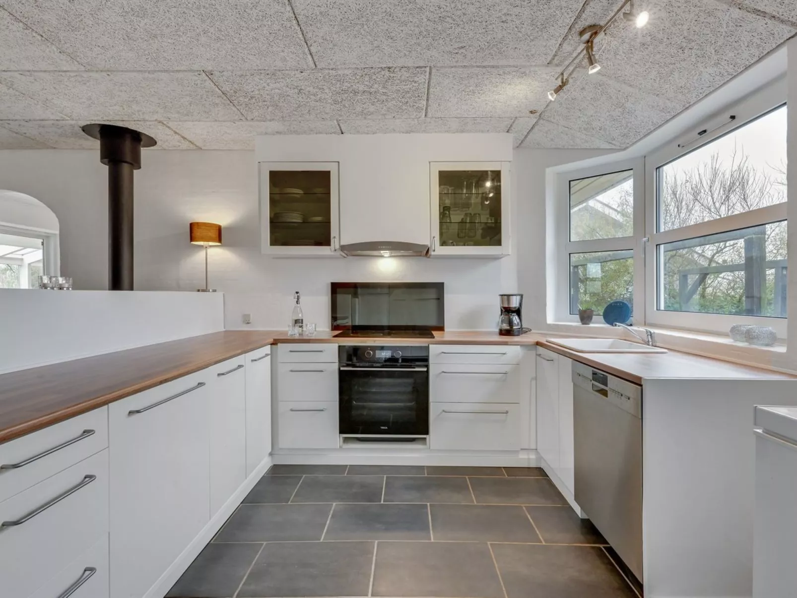 "Elia" - 300m from the sea-Binnen