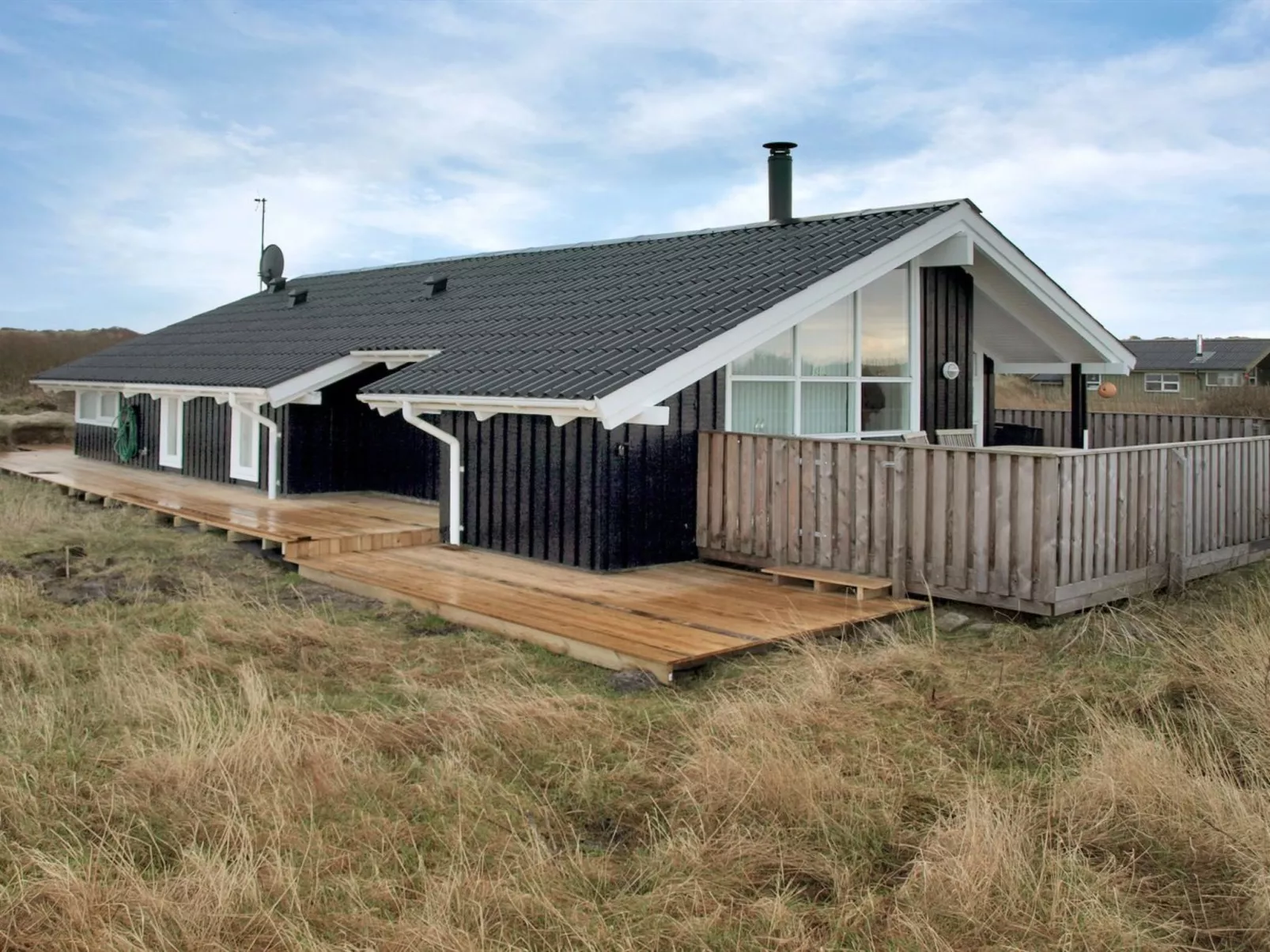 "Sixten" - 450m from the sea-Buiten