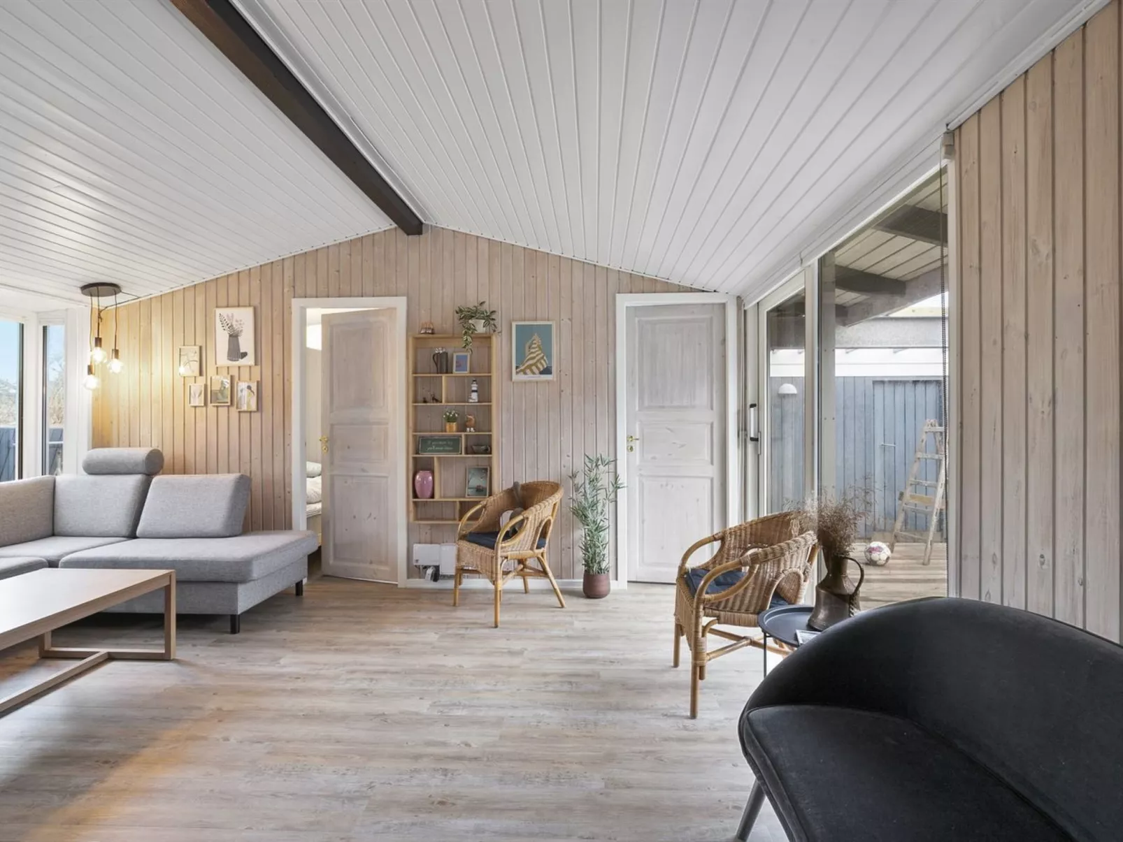 "Finne" - 800m from the sea-Binnen
