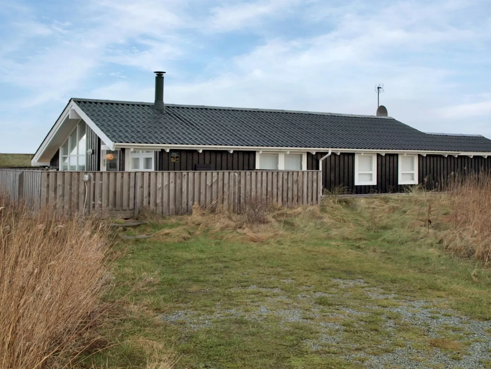 "Sixten" - 450m from the sea-Buiten