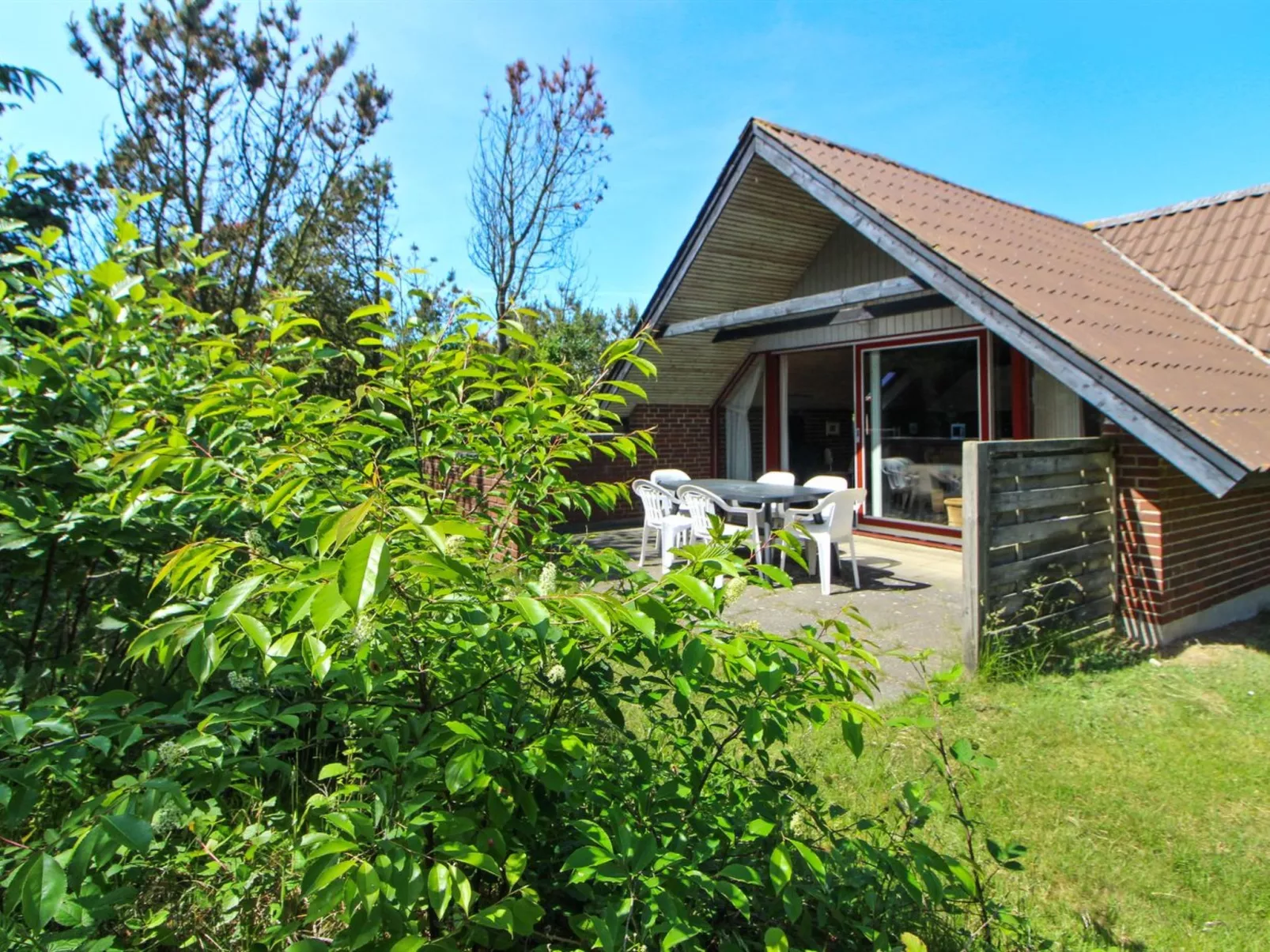 "Mailo" - 1.3km from the sea in Western Jutland-Buiten