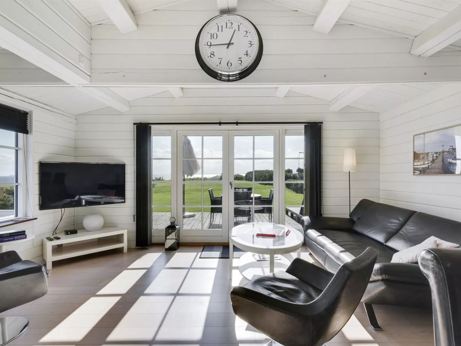 "Orsa" - 80m from the sea-Binnen