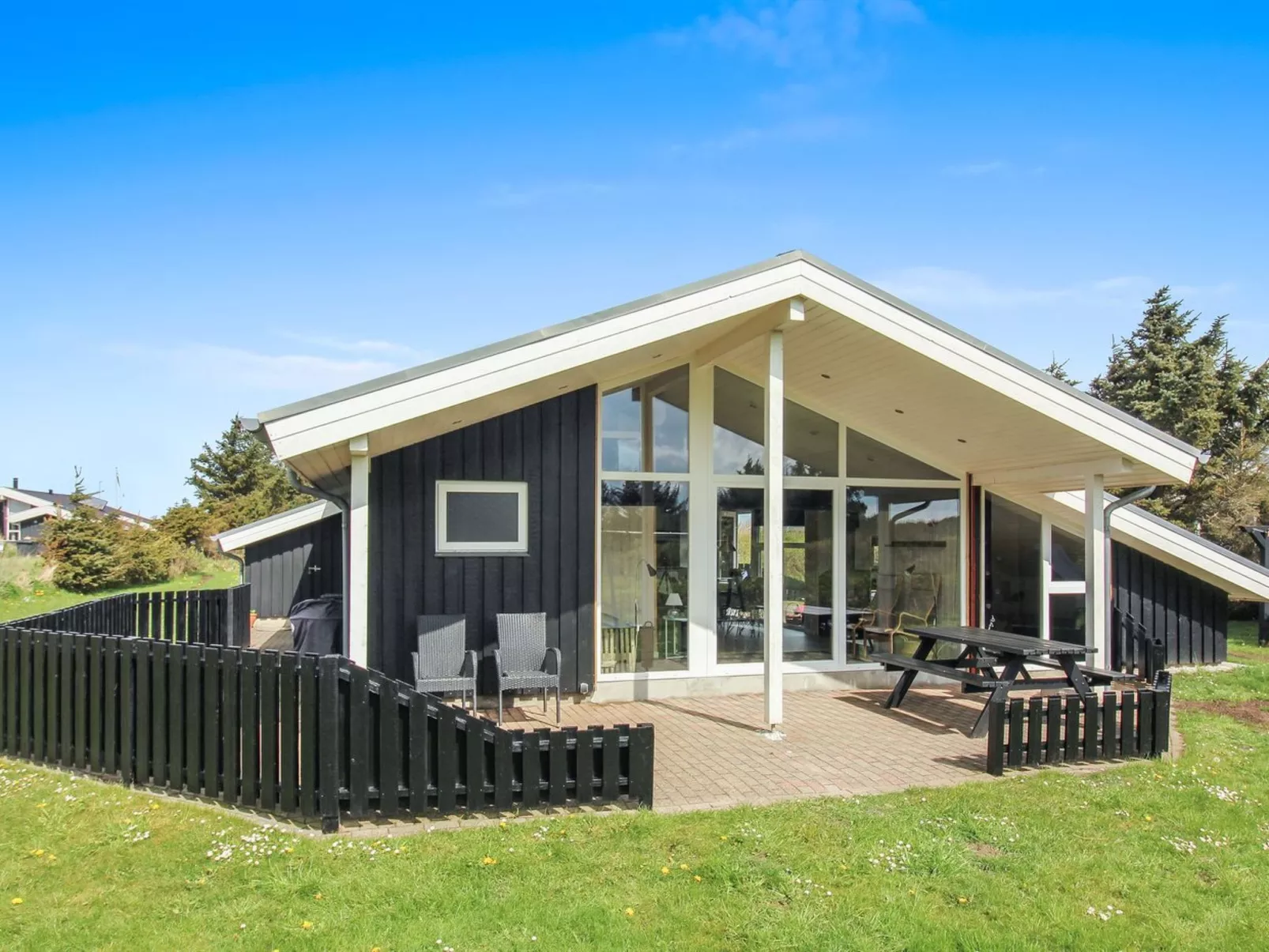 "Herbiorn" - 403m from the sea-Buiten