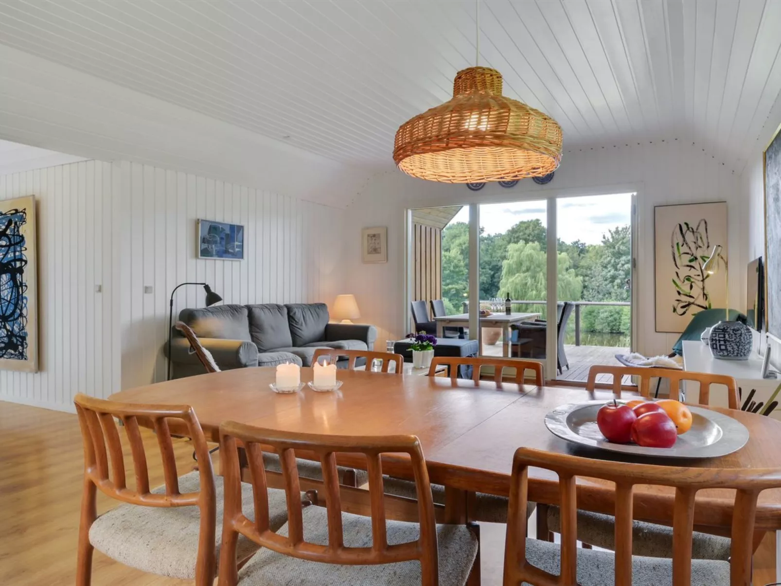 "Elvine" - 2.9km from the sea-Binnen
