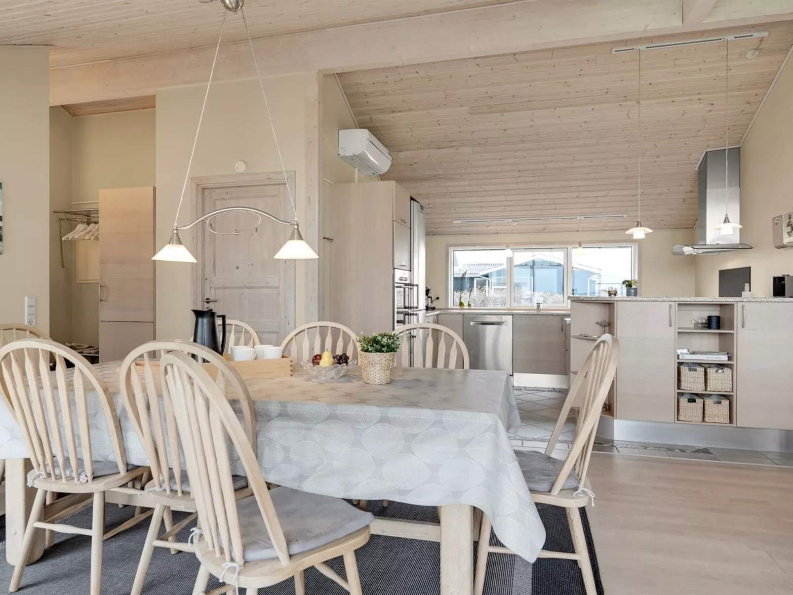"Aniela" - 150m from the sea-Binnen