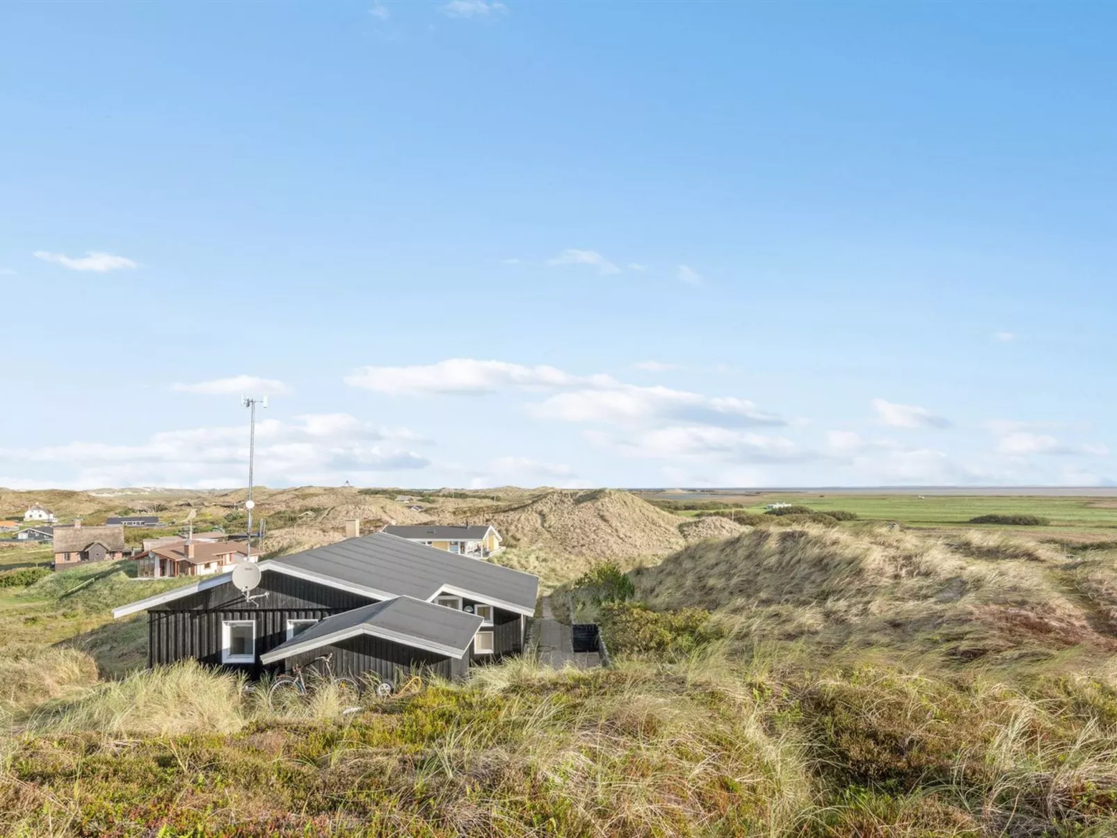 "Vina" - 200m to the inlet-Buiten