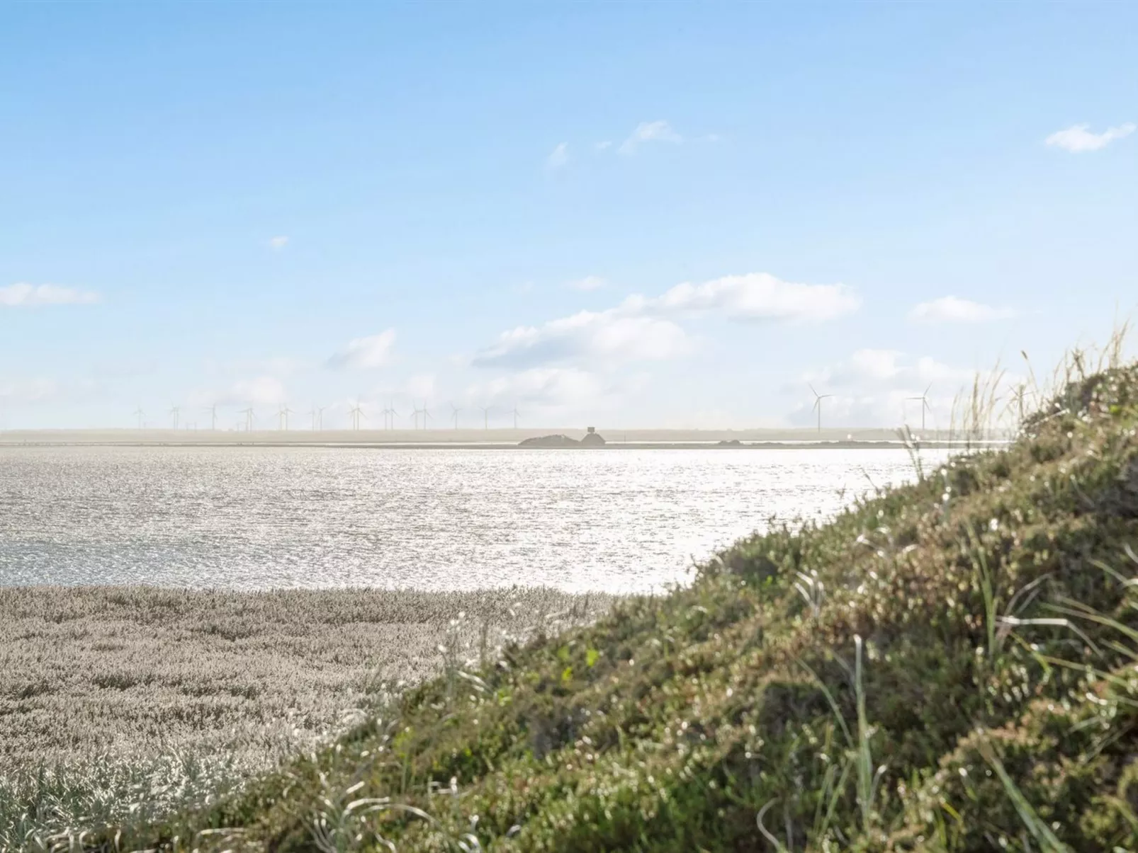 "Vina" - 200m to the inlet-Buiten