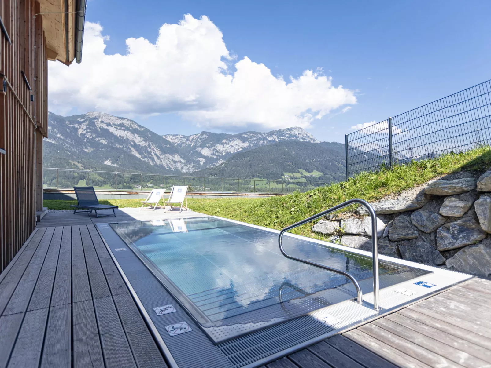 Premium mit 4 Schlafzimmern,Sauna&Pool